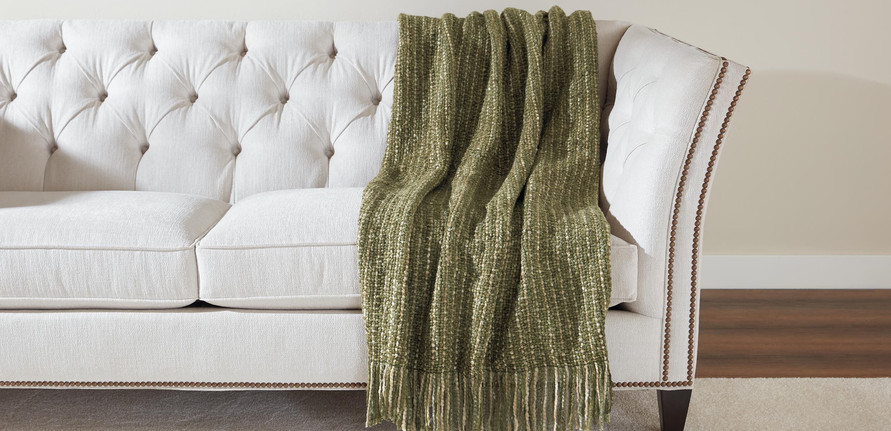 Nicola Woven Throw