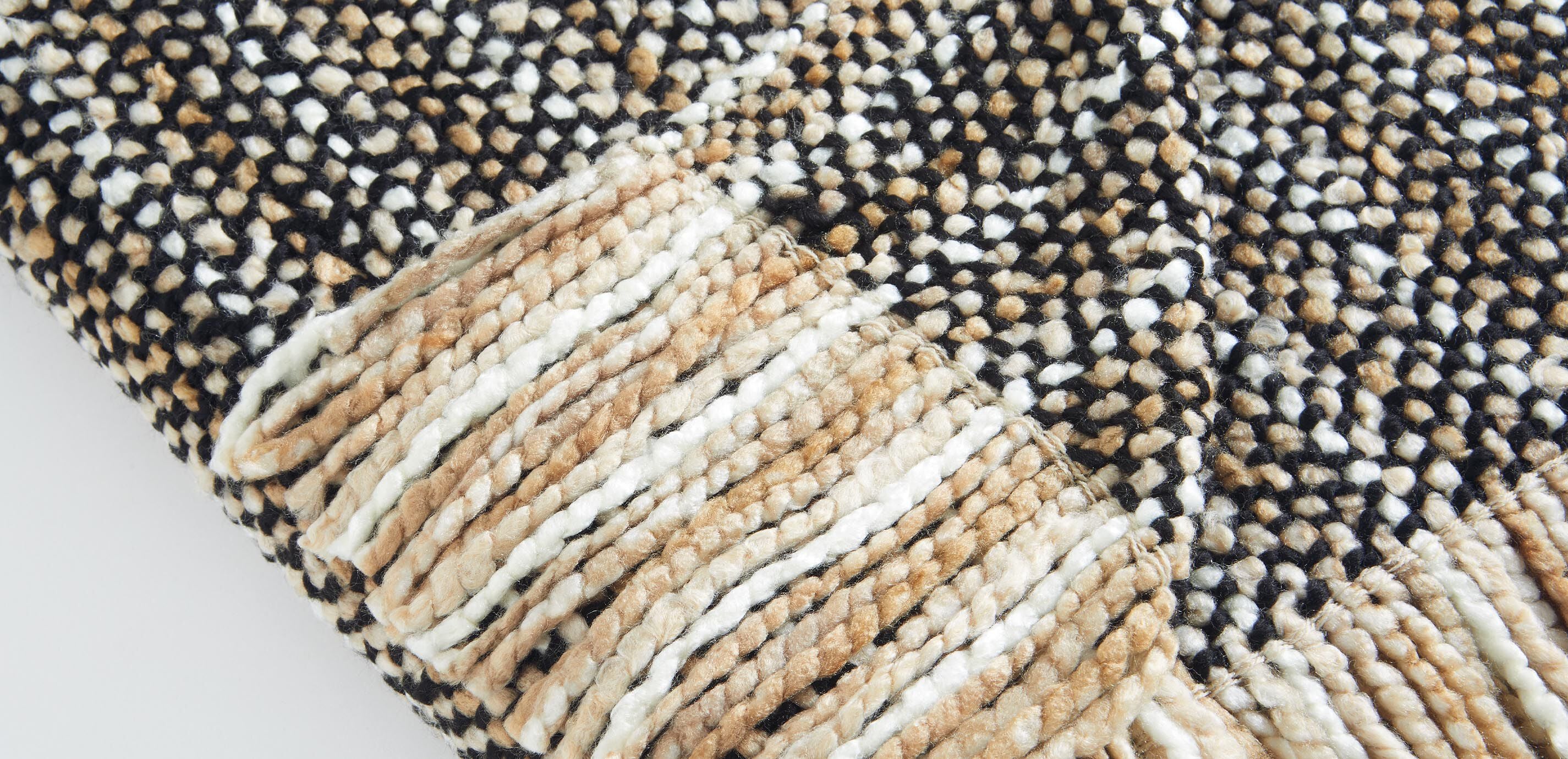 Nicola Woven Throw_2
