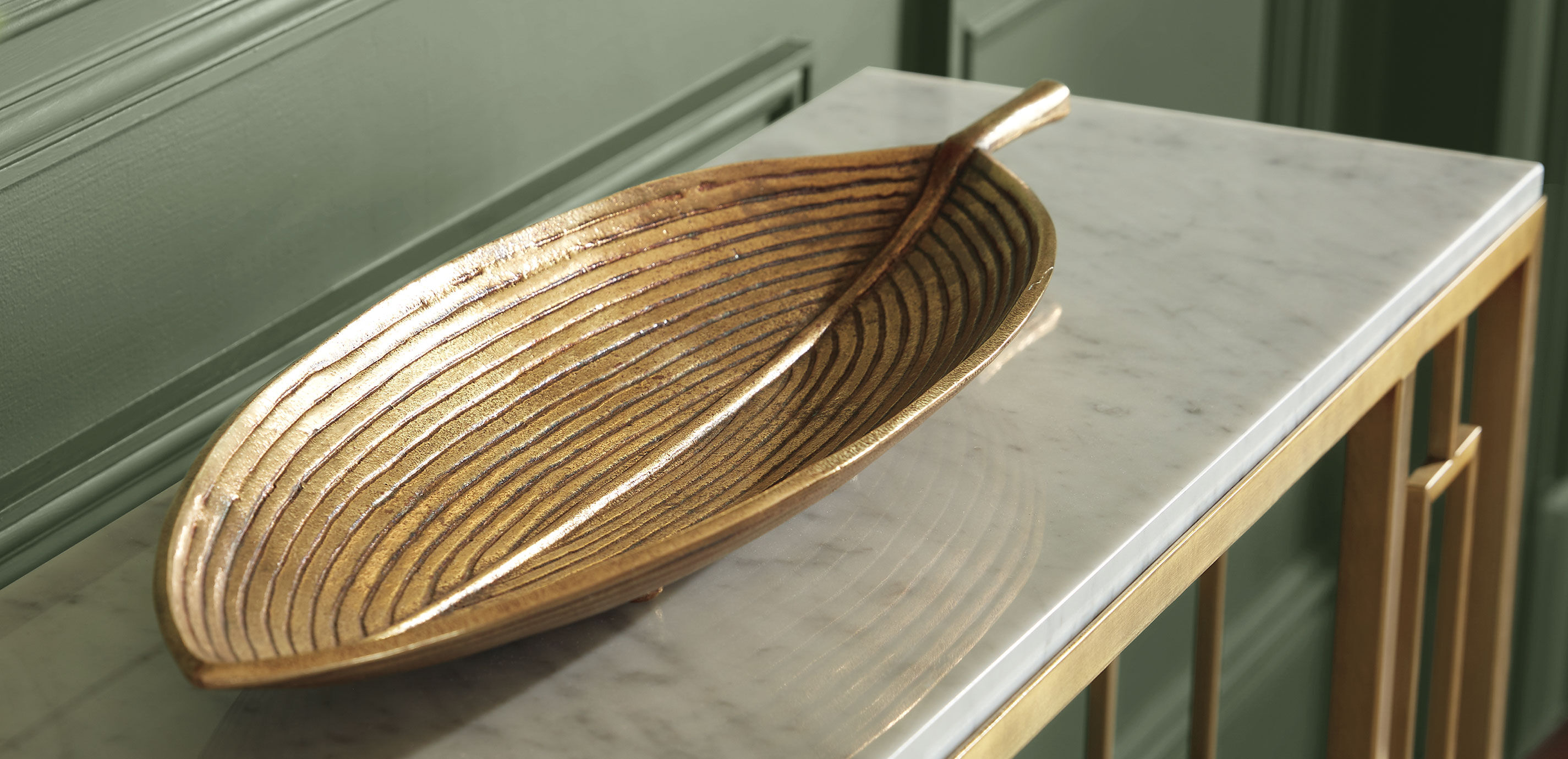 Antiqued Leaf Tray_3