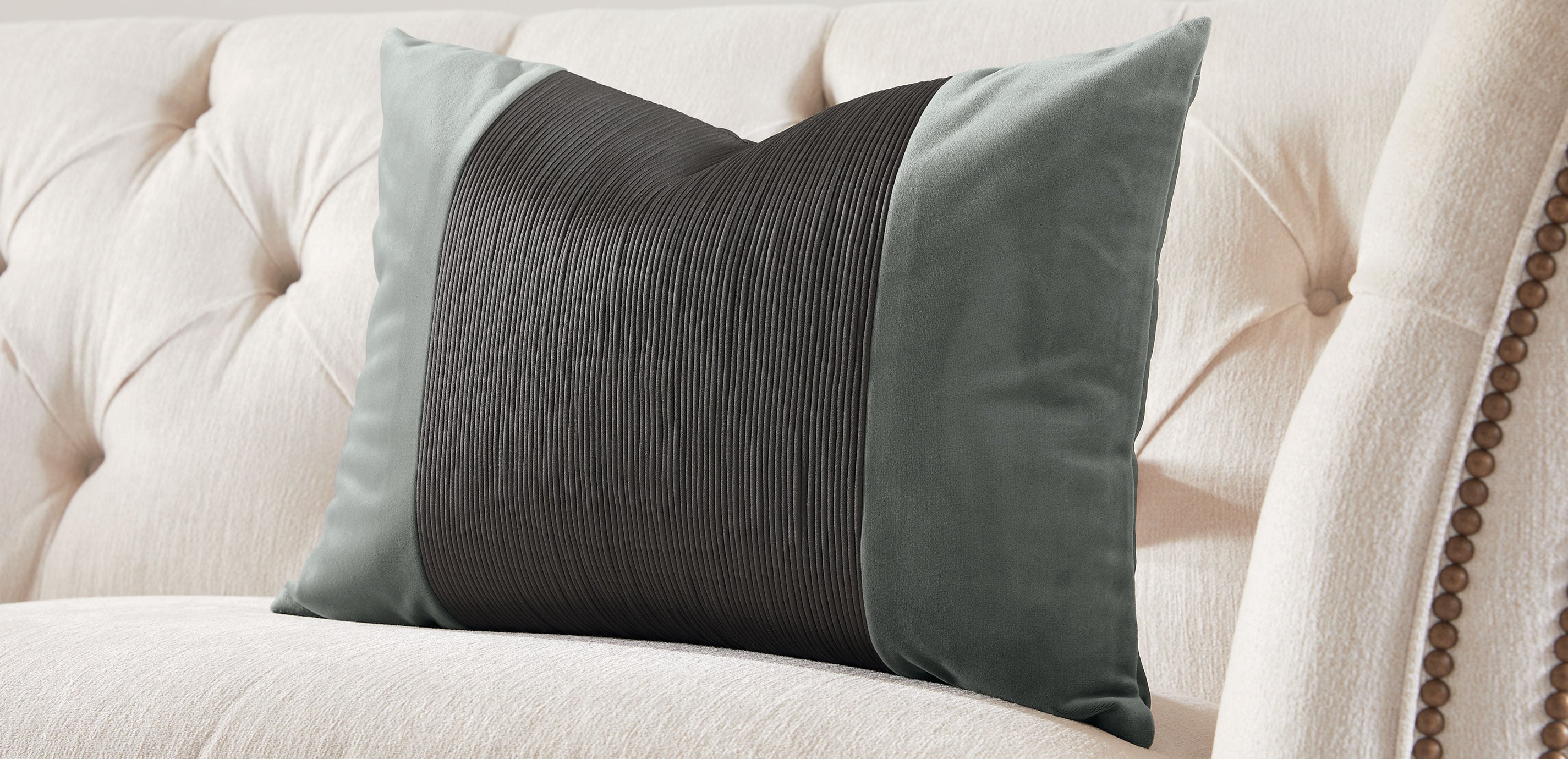 Velvet and Satin Pillow_2