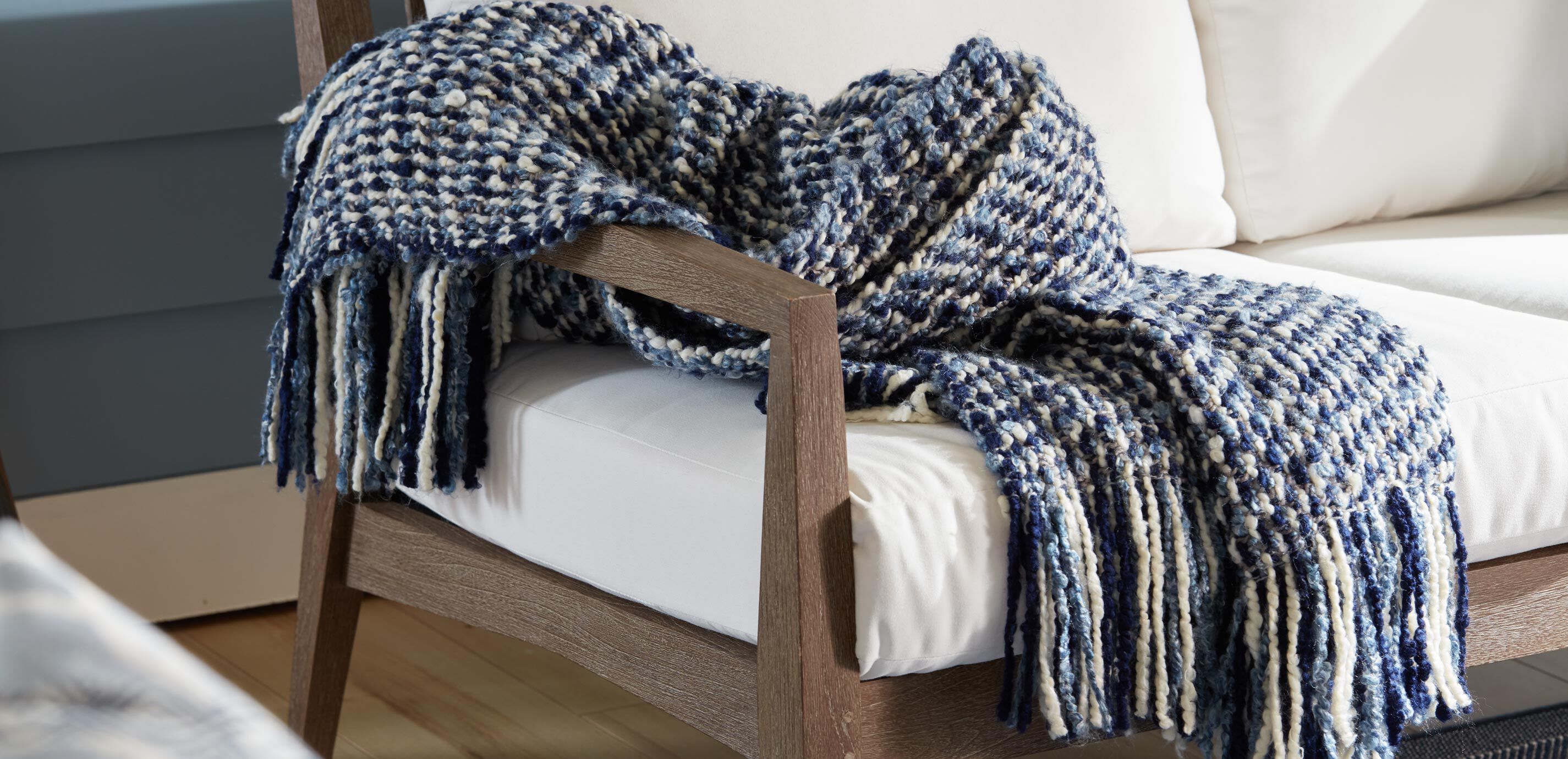 Mesa Boucl&eacute; Throw_4