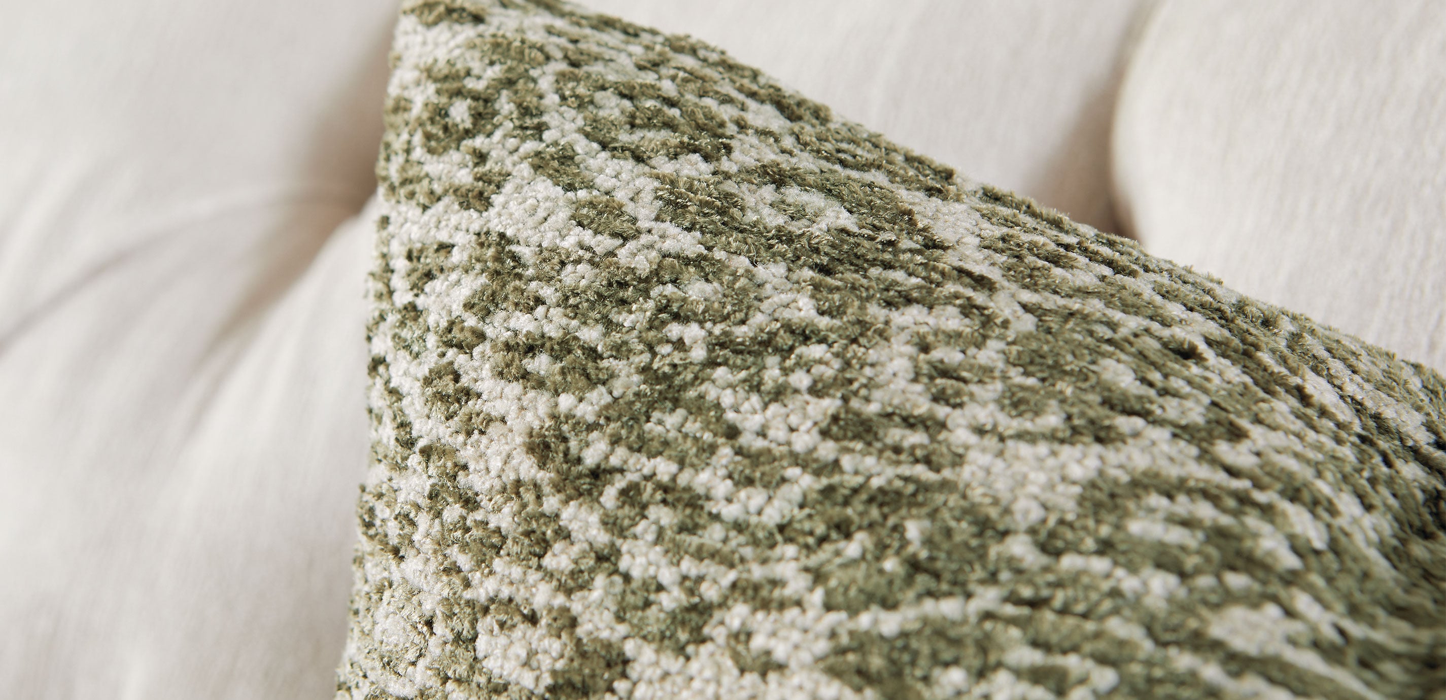 Cyrus Chenille Pillow_3