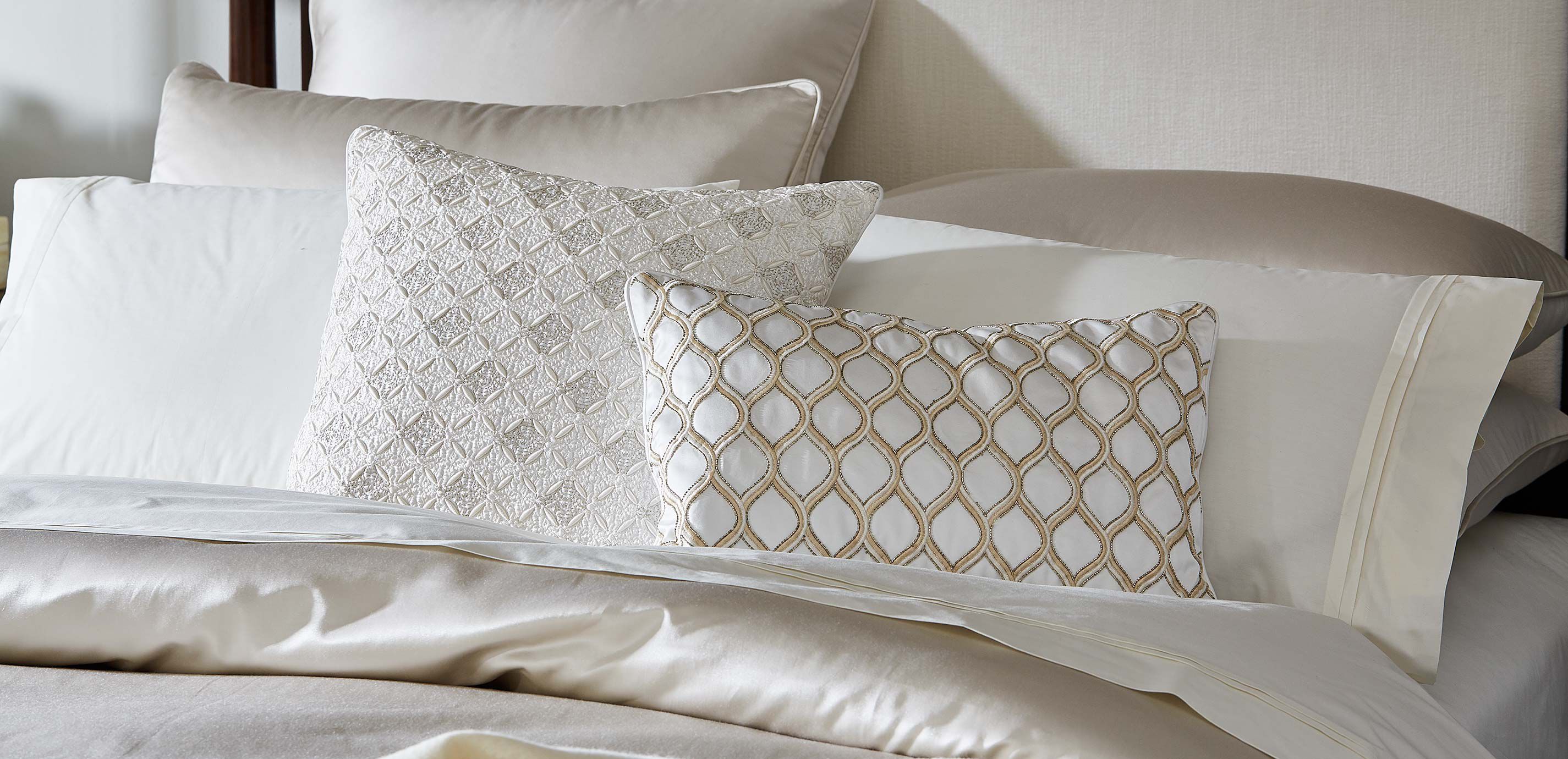 Embroidered Ogee Pillow_2