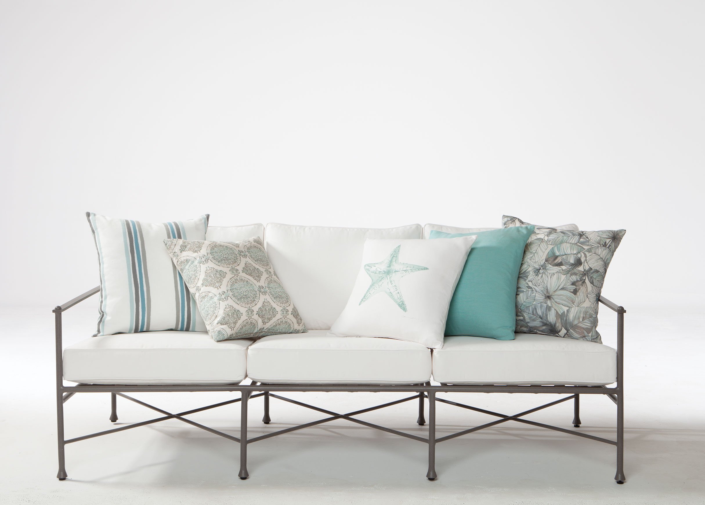 Outdoor Striped Pillow_2