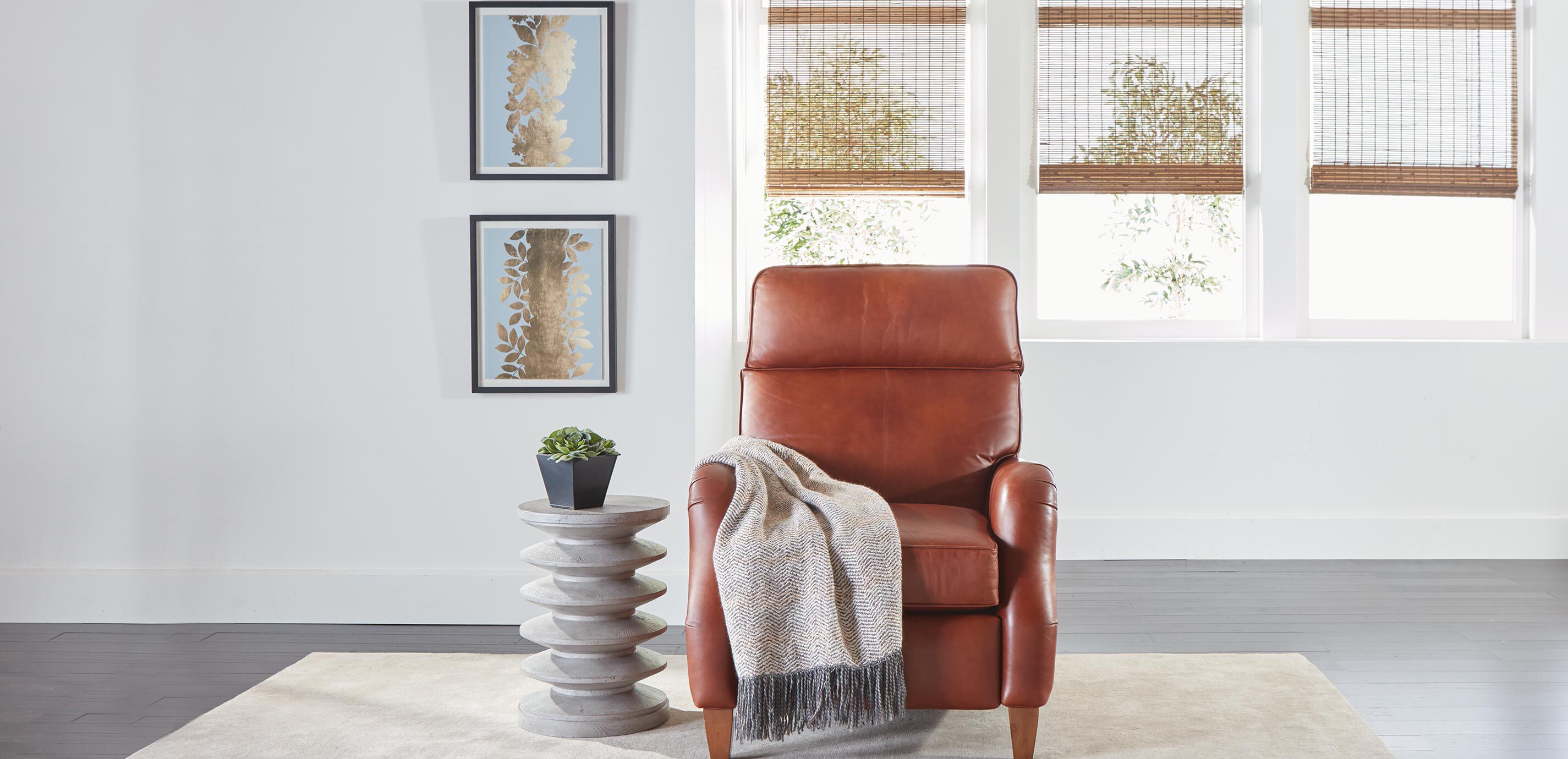 Aiden Leather Recliner, Old English/Saddle_7