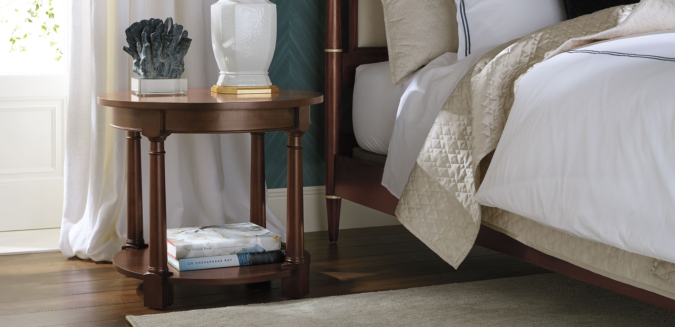 Connall Round End Table_10