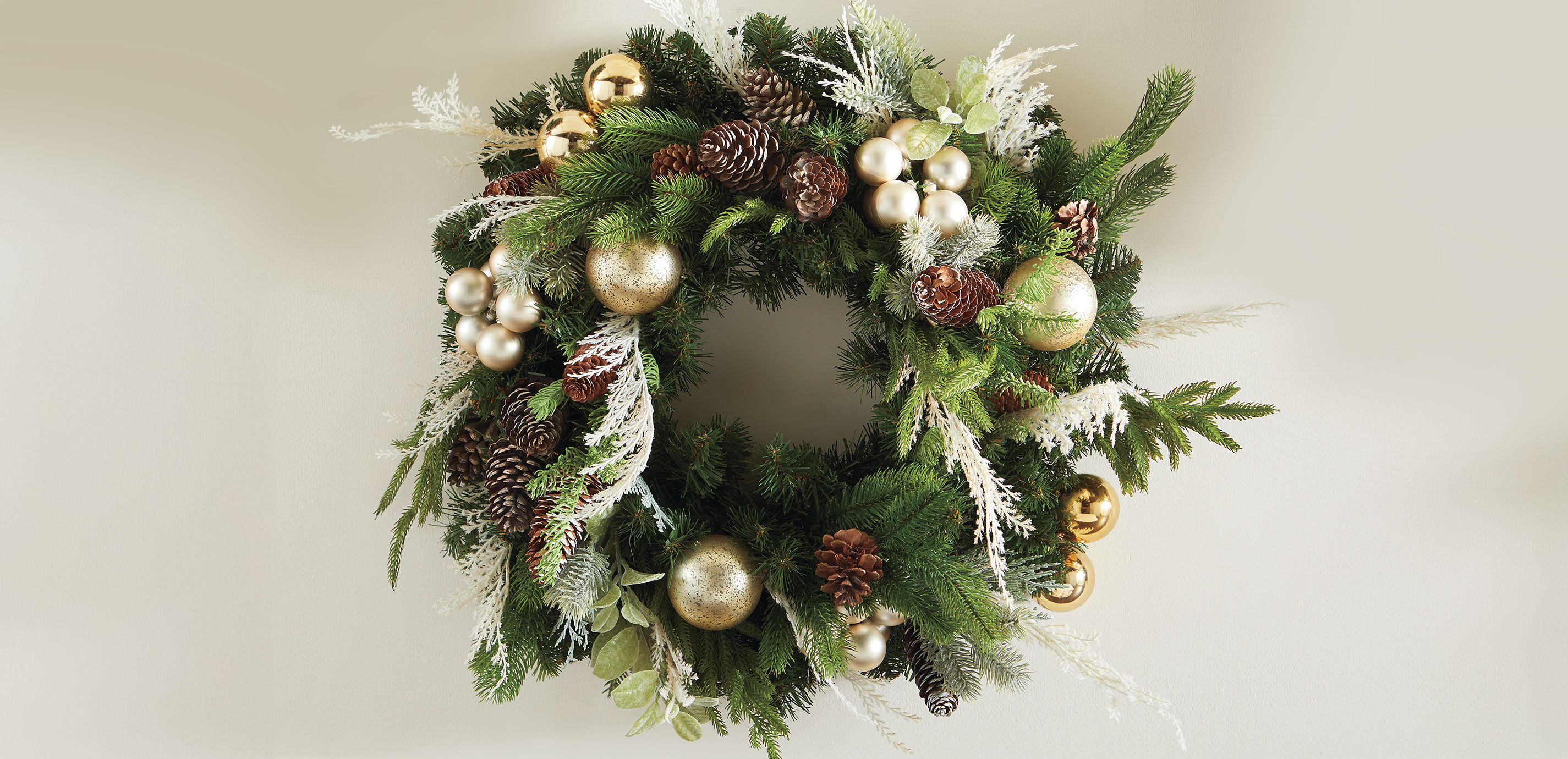 26" Champagne Holiday Wreath_3