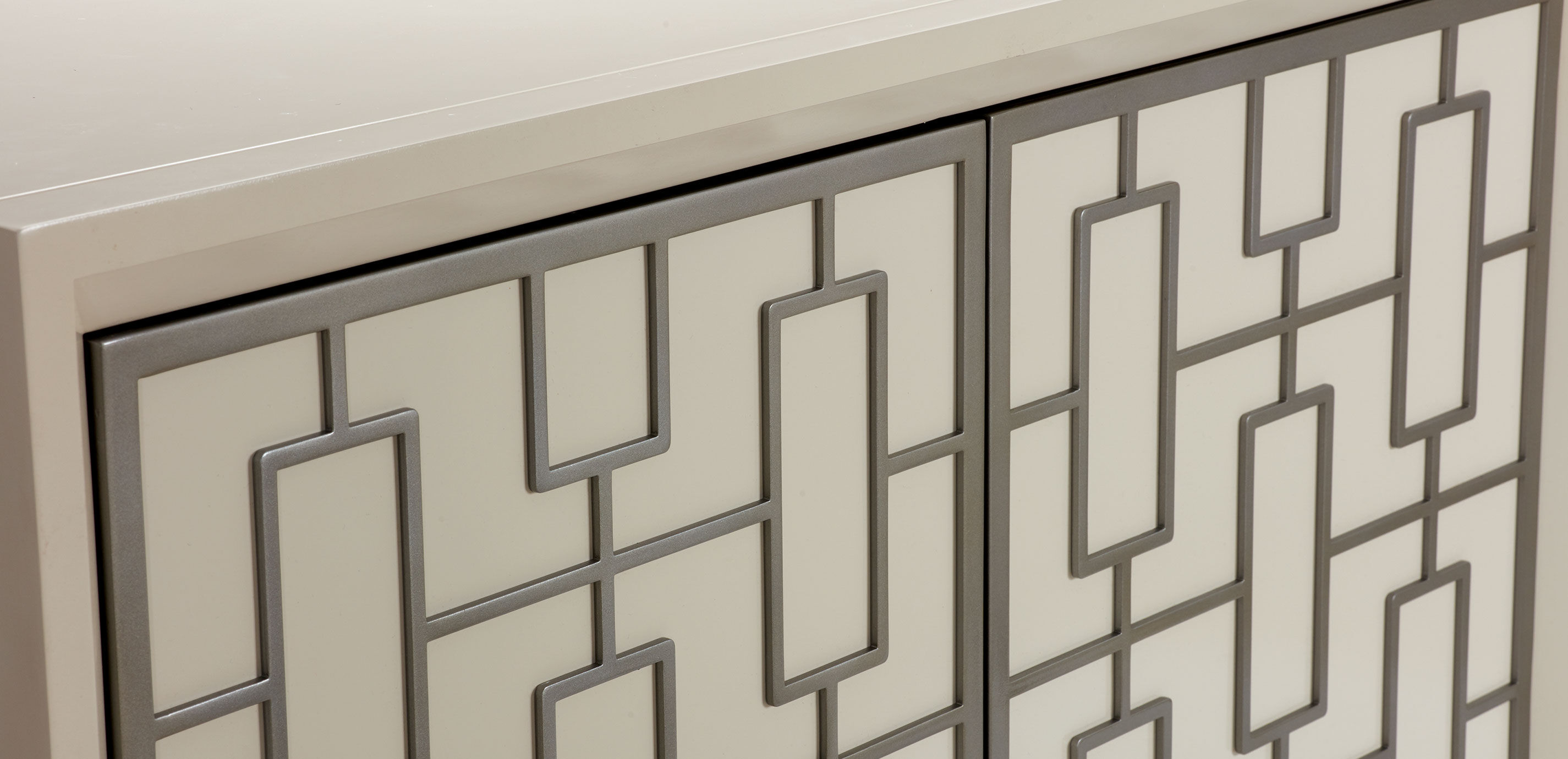 Bucannan Two-Door Accent Cabinet_4