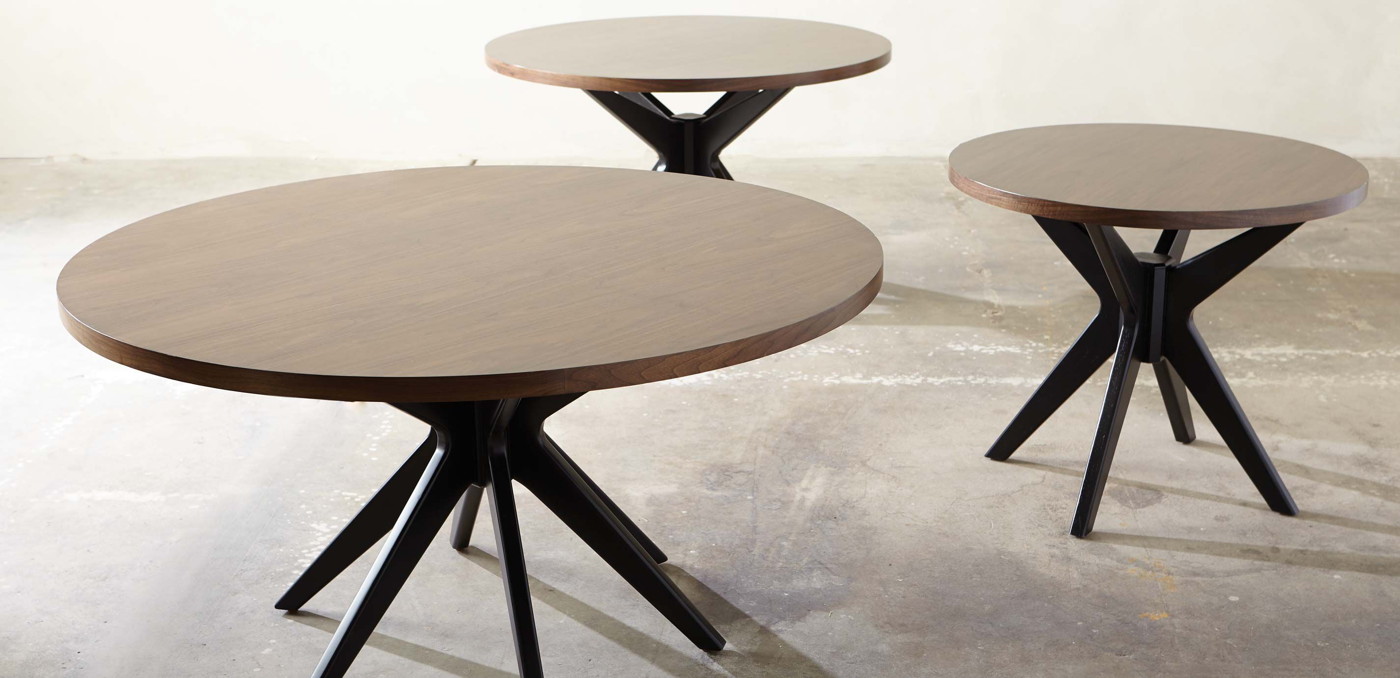 Hazelton Round Dining Table_10