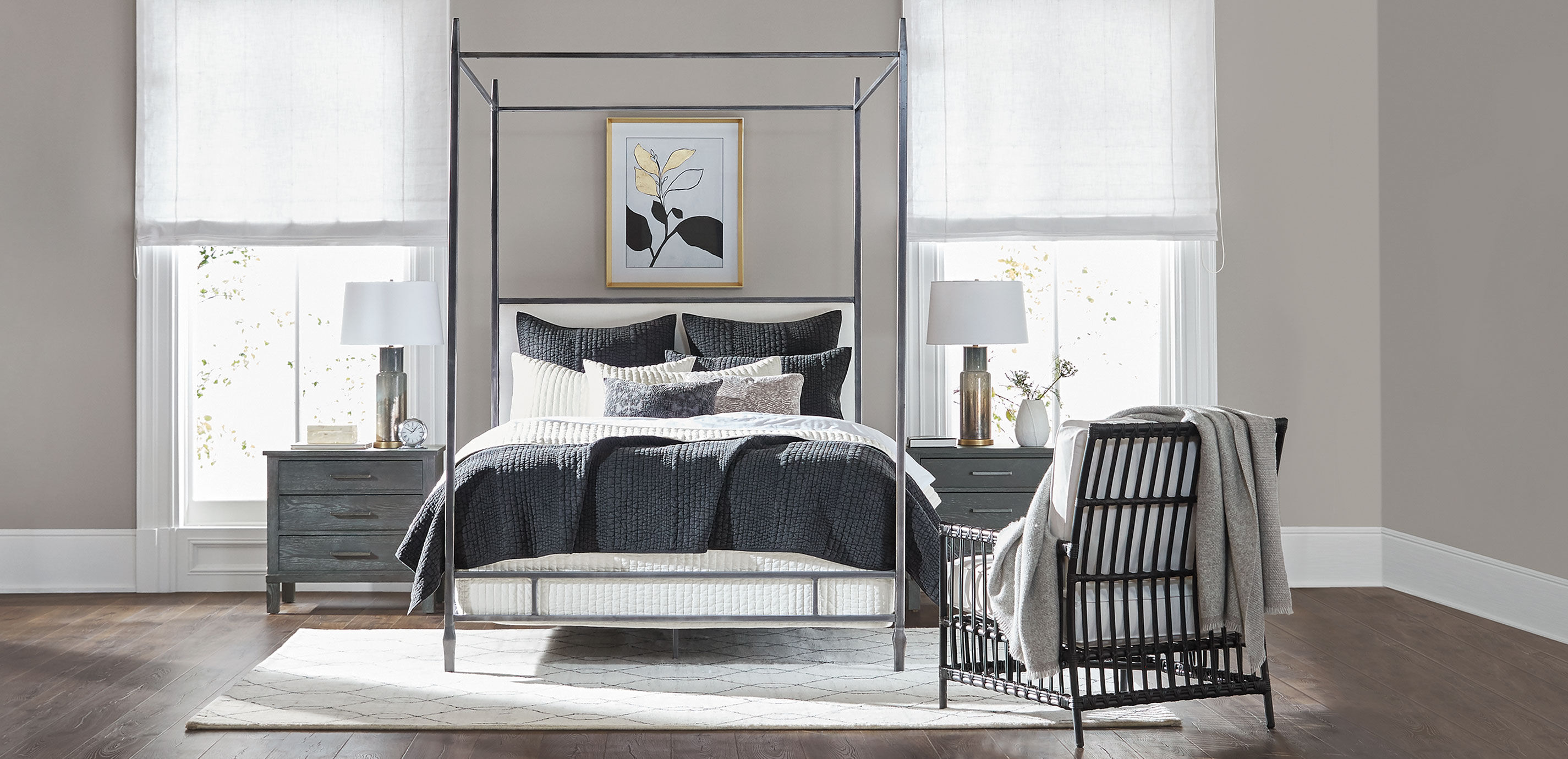 Lincoln Upholstered Poster Bed_8