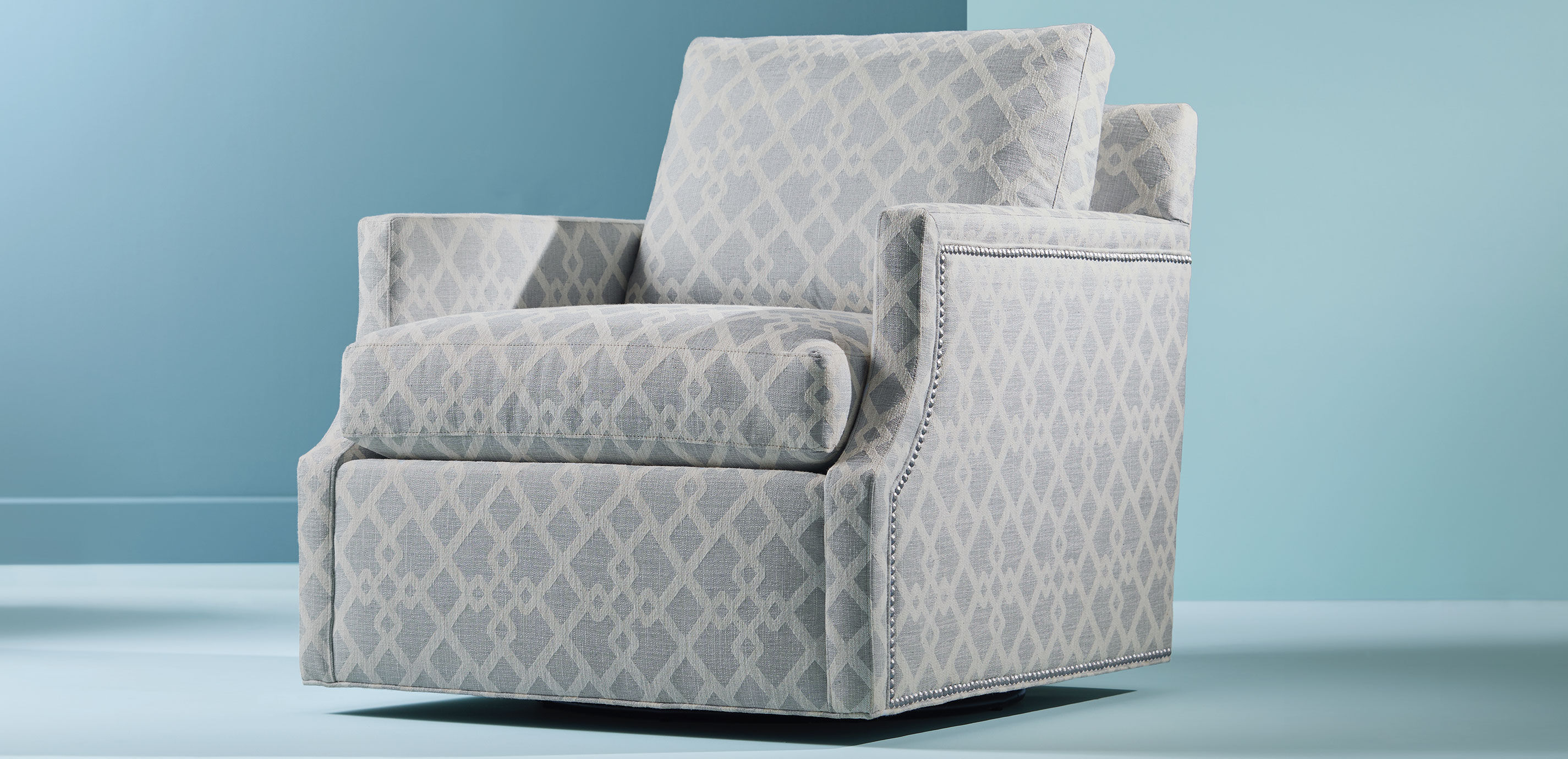 Allyce Swivel Chair_3