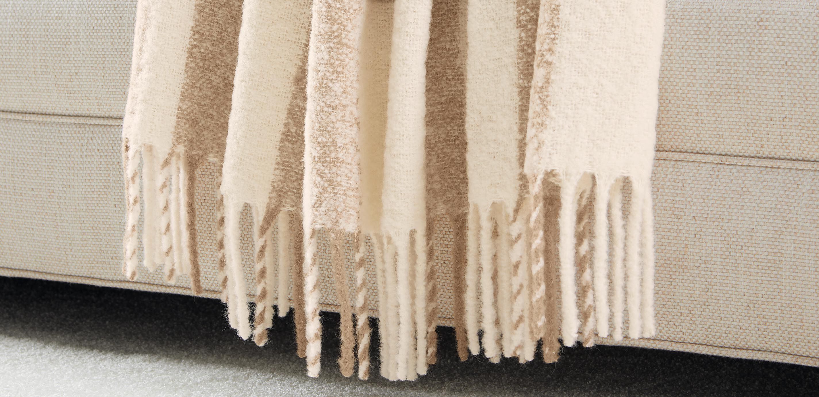 Plaid Alpaca Throw_2