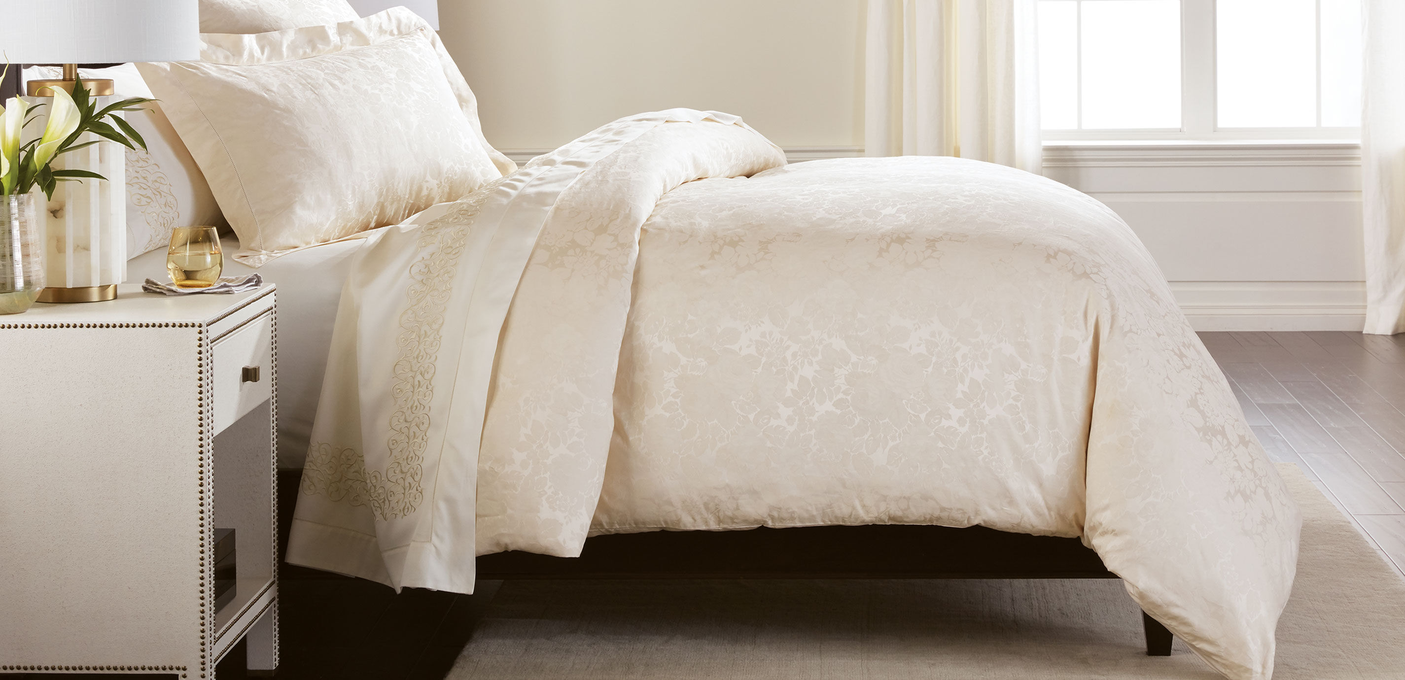 Blooms Queen Duvet Cover