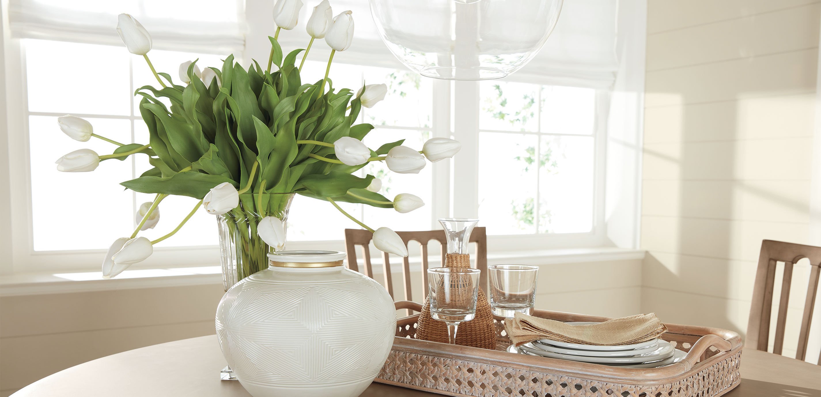 White Tulip Bouquet in Cut-Glass Vase_4