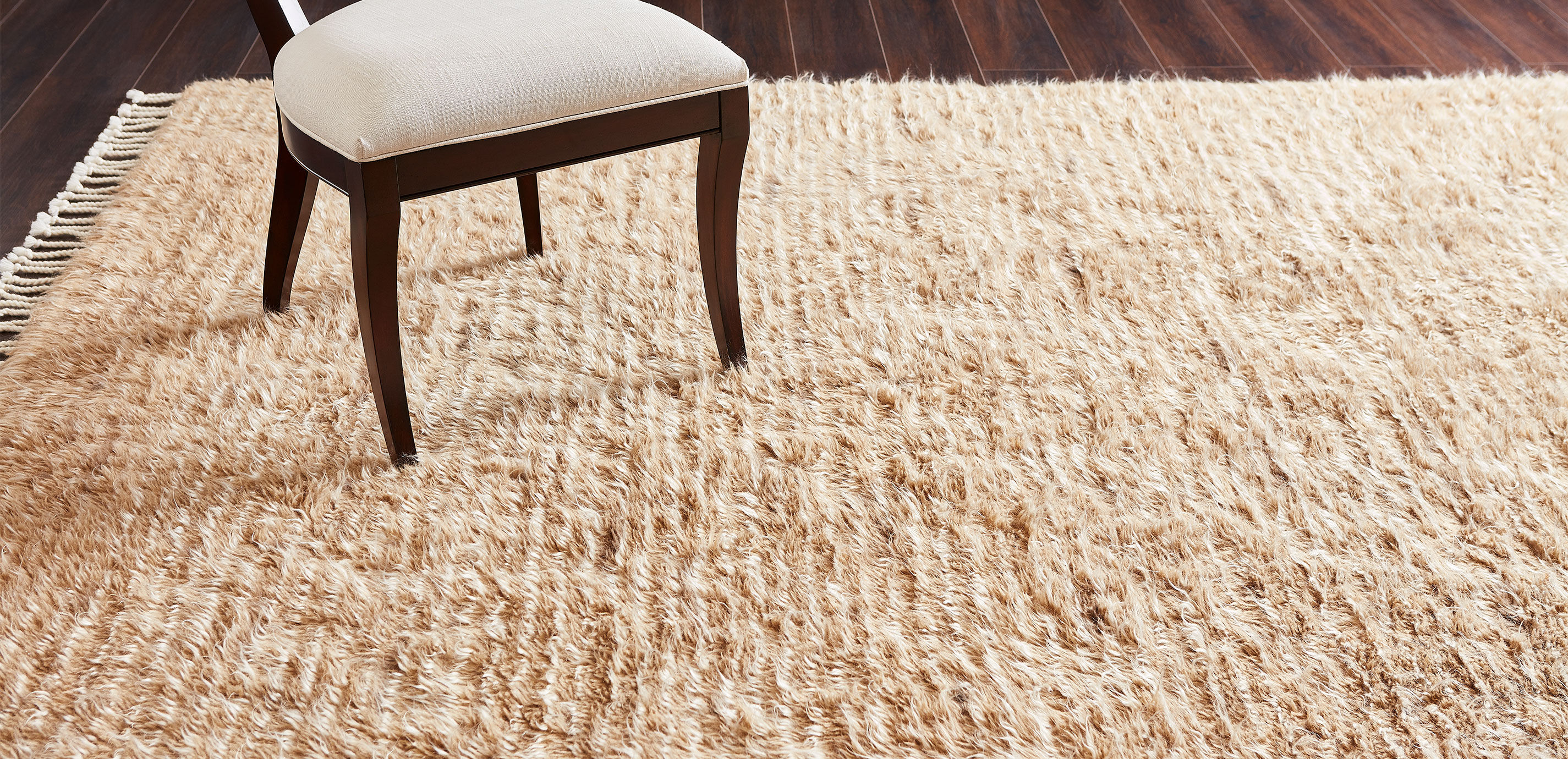 Emmi Mohair Blend Rug_1