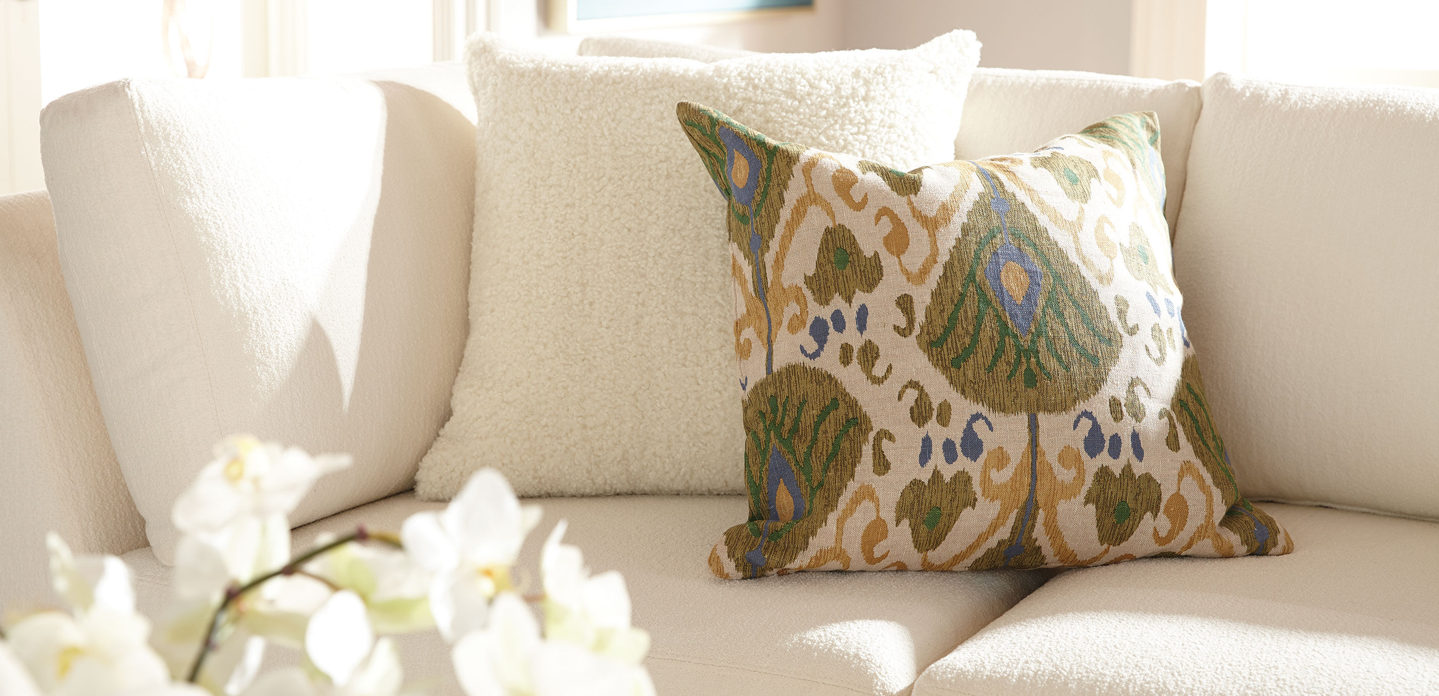 Green Ikat Printed Pillow_1