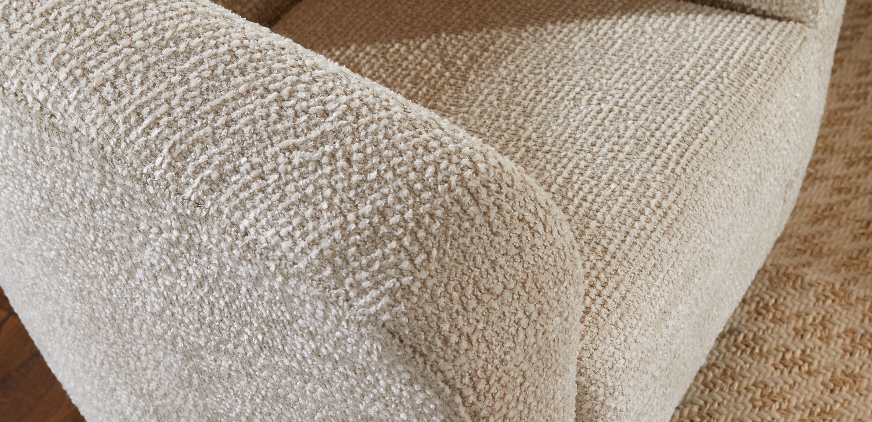 Helena Swivel Chair_6