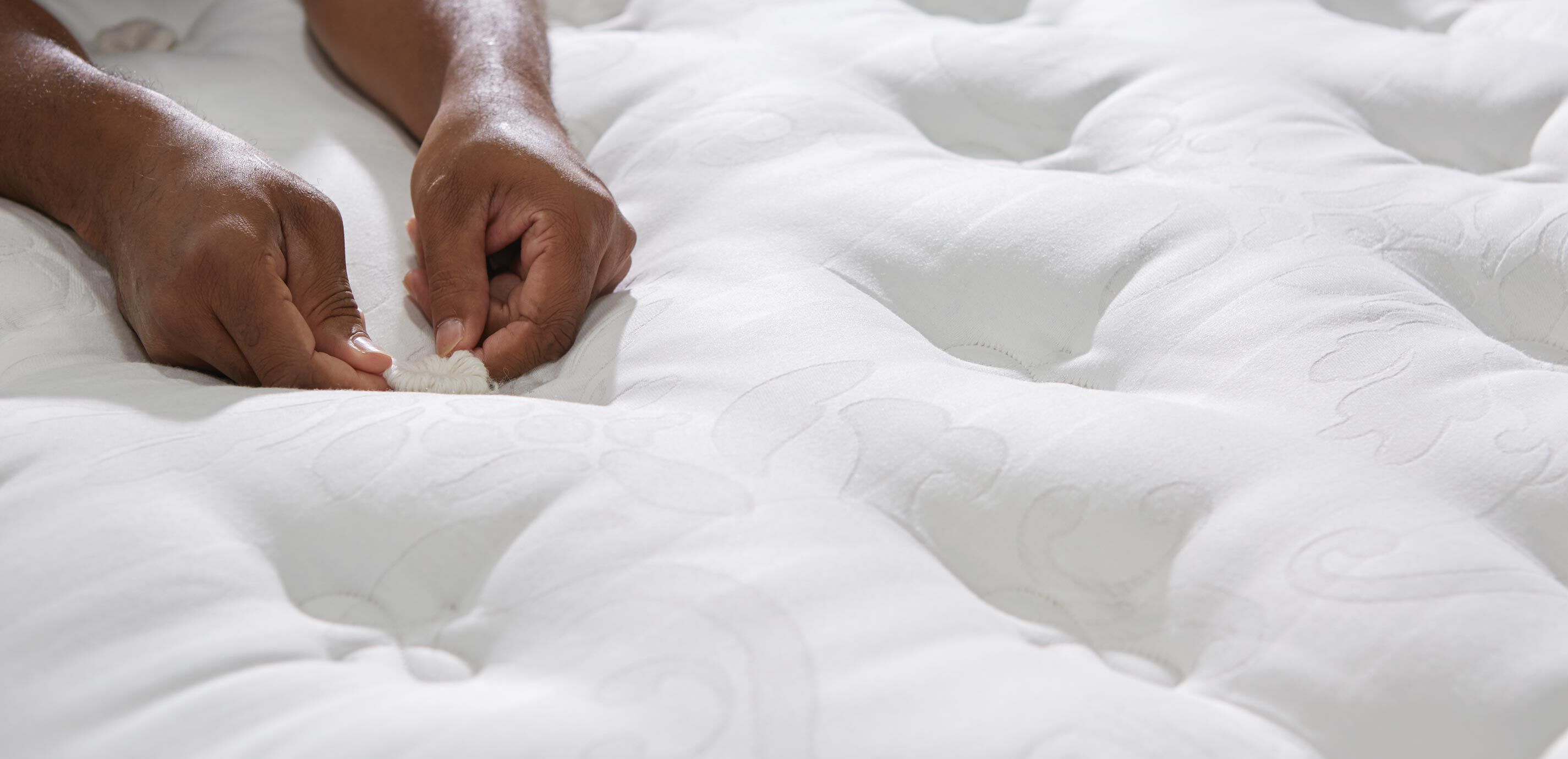 EA Signature&trade; Original Hybrid Mattress_2