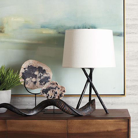 Milania Tripod Desk Lamp Product Tile Hover Image 096084