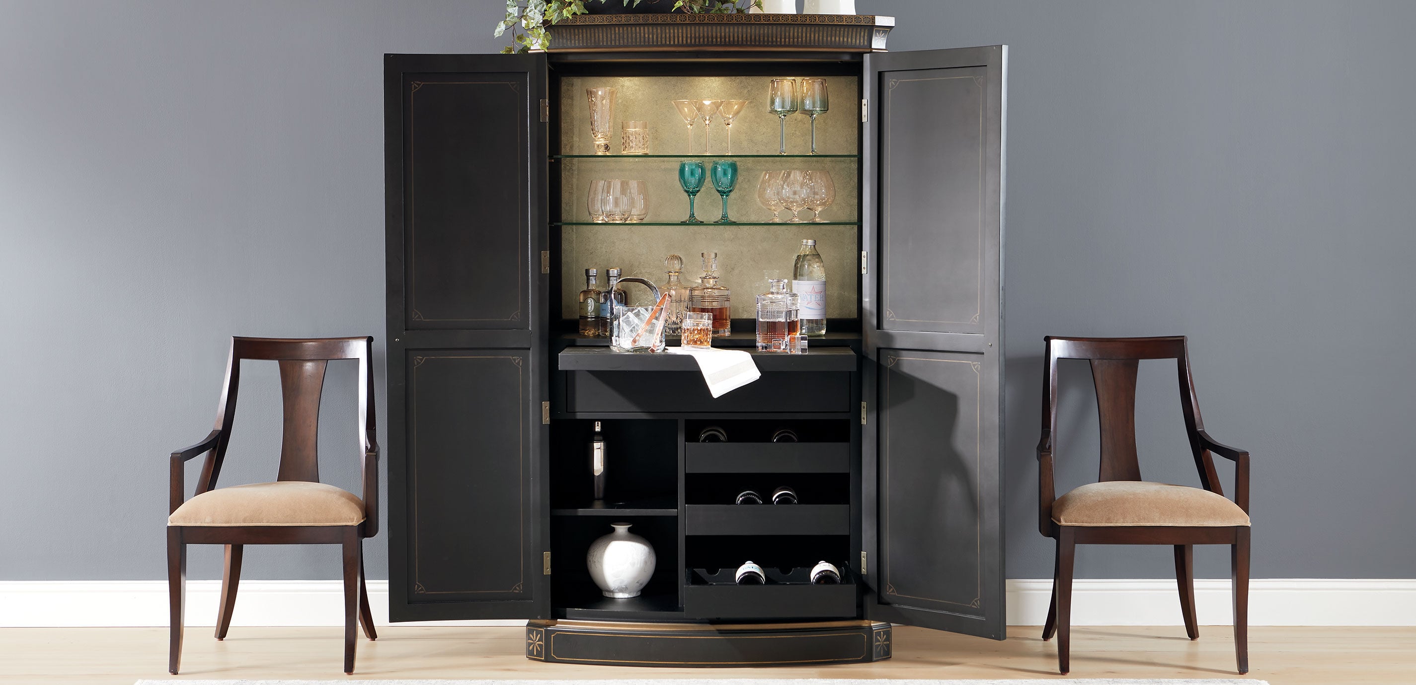 Vivianne Tall Bar_8