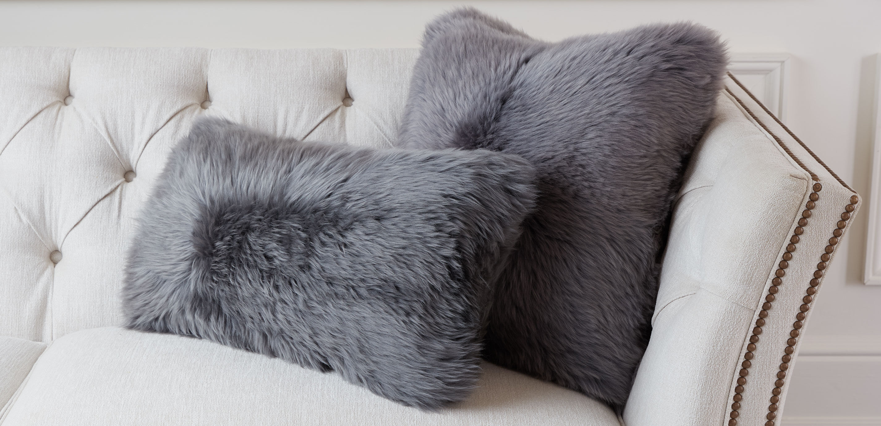 Long Hair Sheepskin Pillow_1