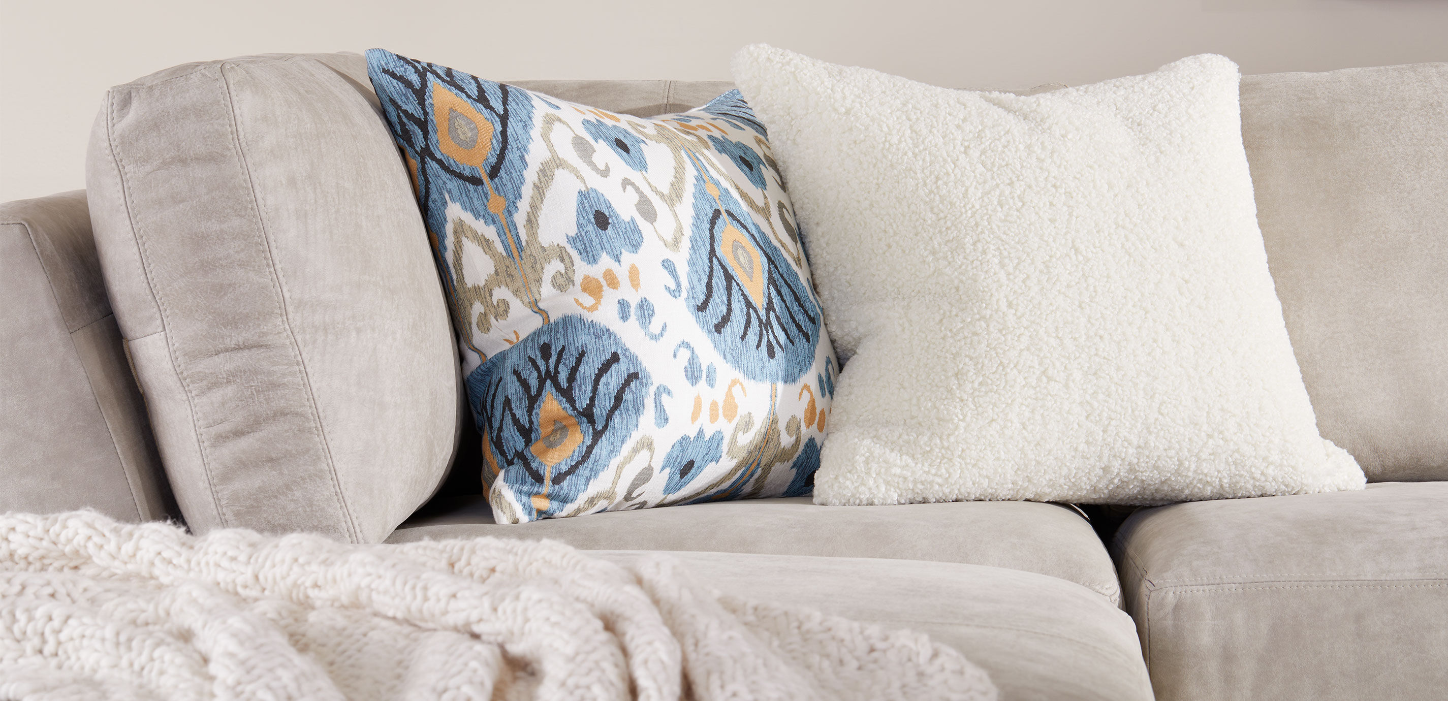 Blue Ikat Printed Pillow_5