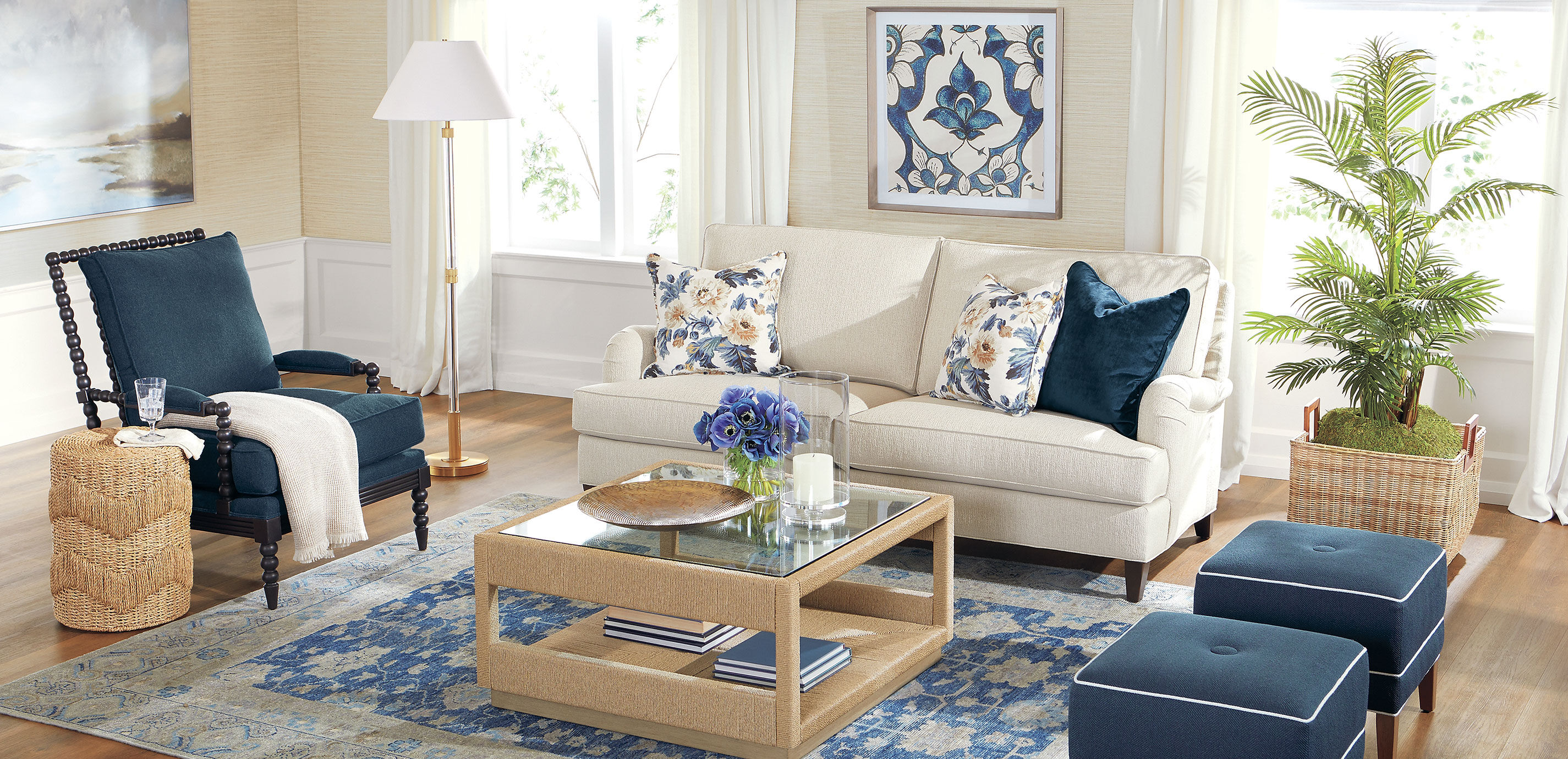 Deep Blue Anemone Bouquet in Cylinder Vase_13