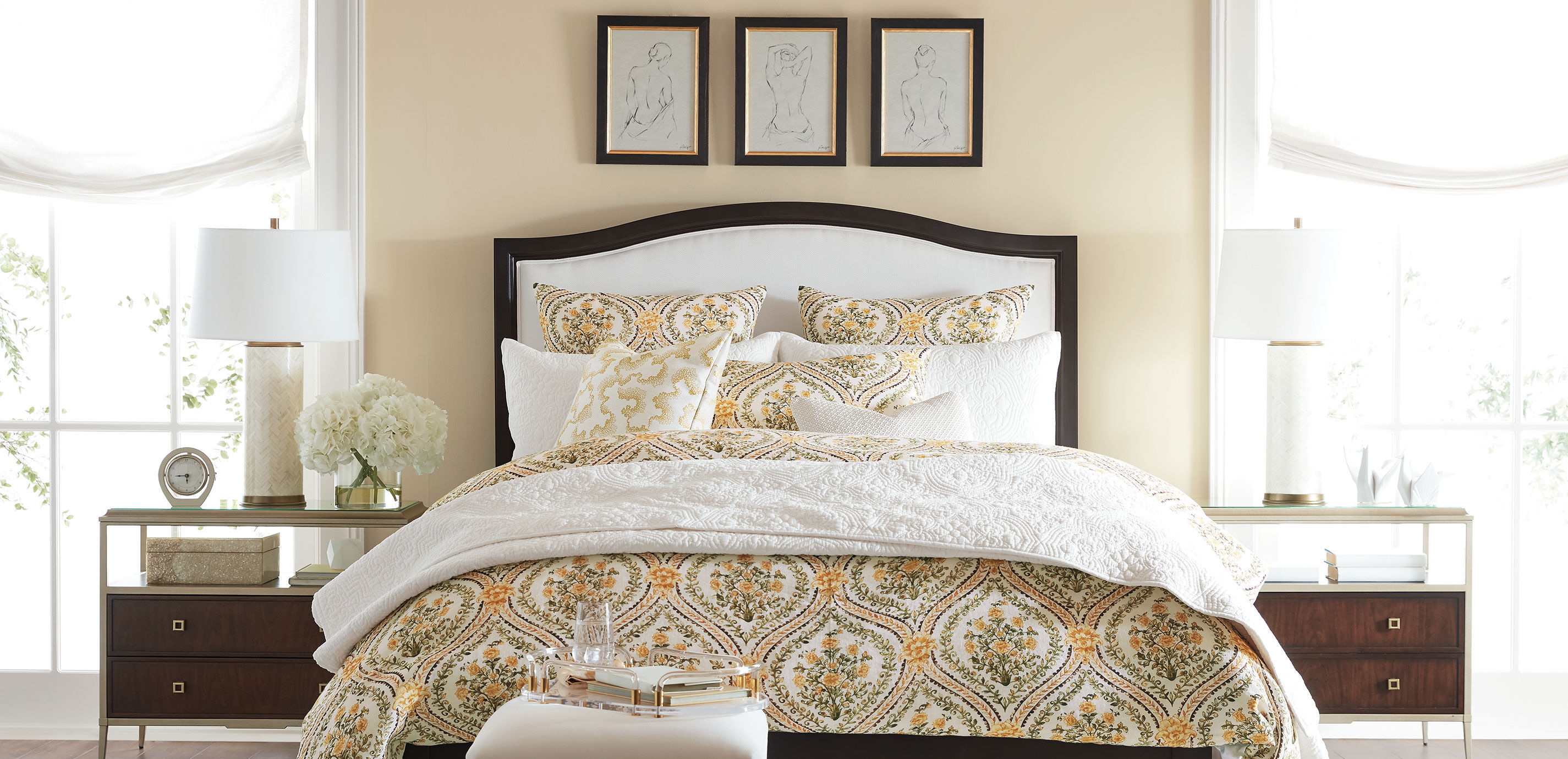 Quilted Medallion Coverlet and Shams Set_7