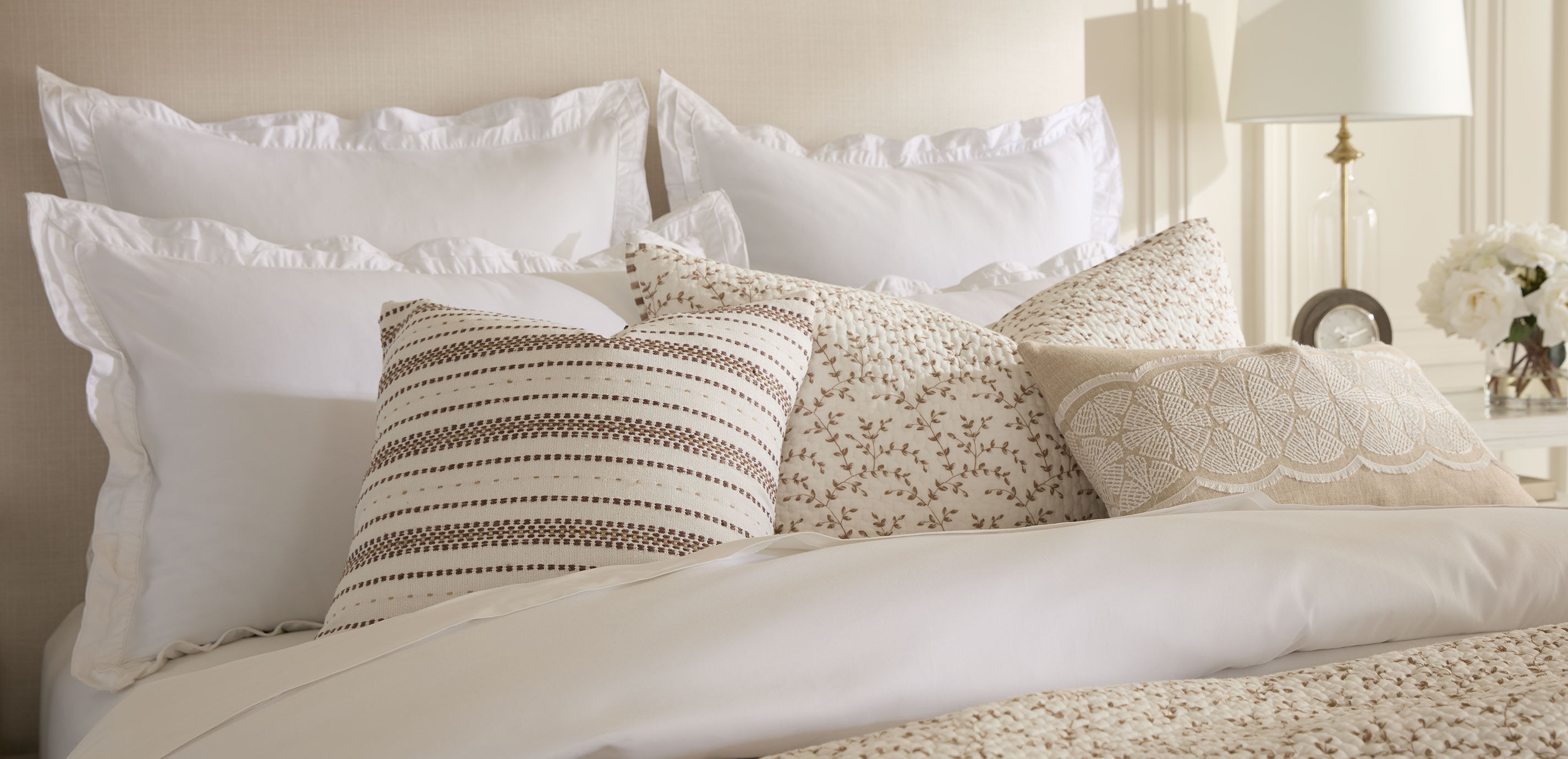 Pixel Stripe Pillow_4