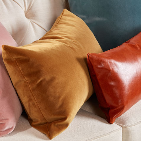 Velvet Lumbar Pillow Product Tile Hover Image 062072