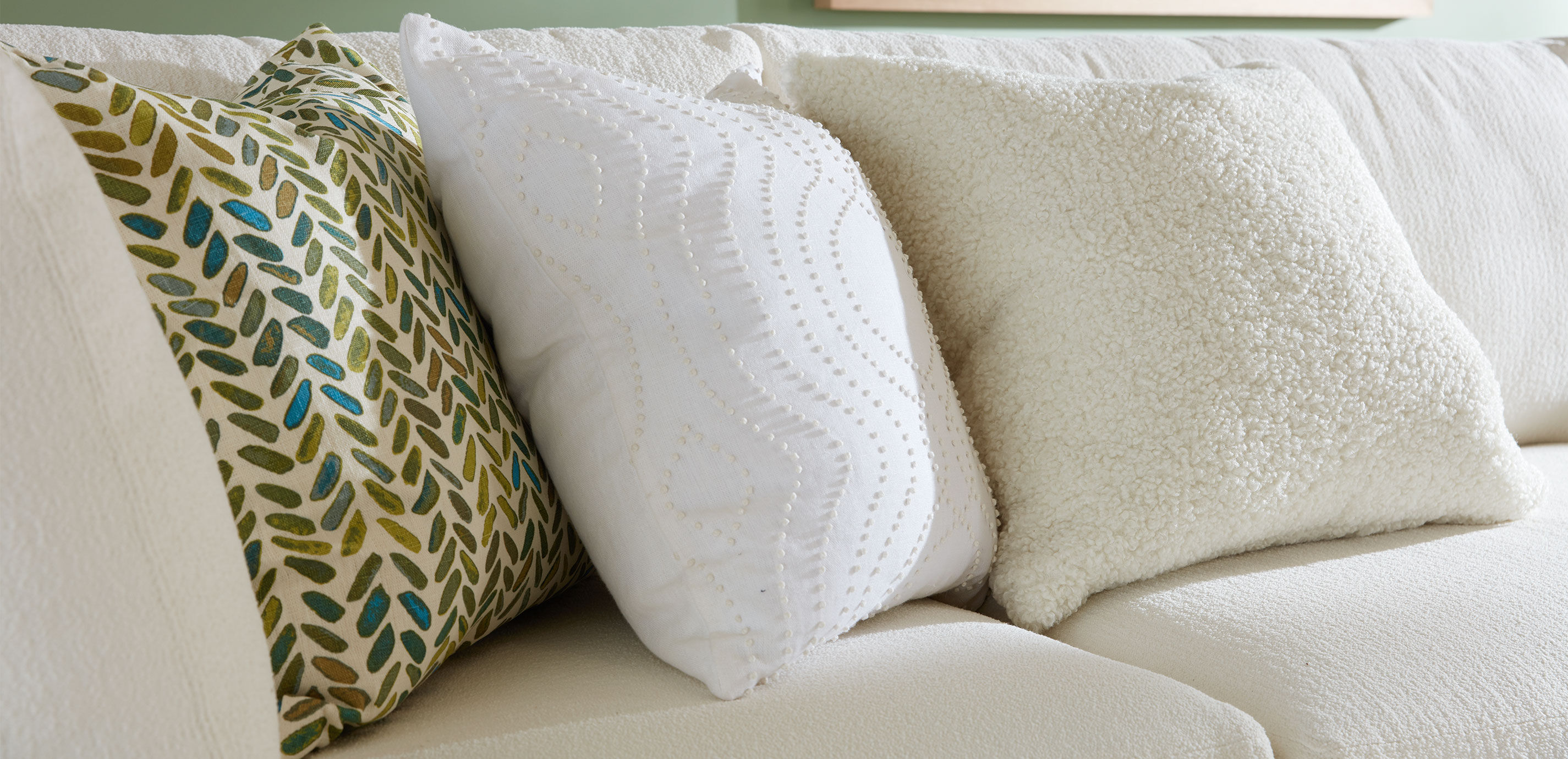 Knotted Ogee Pillow_3