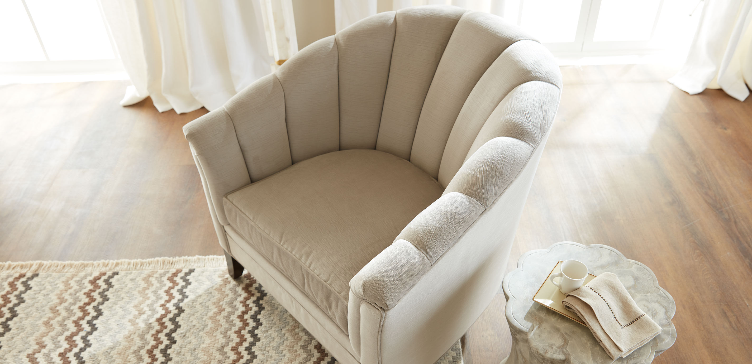 Nathalie Barrel-Back Chair_2
