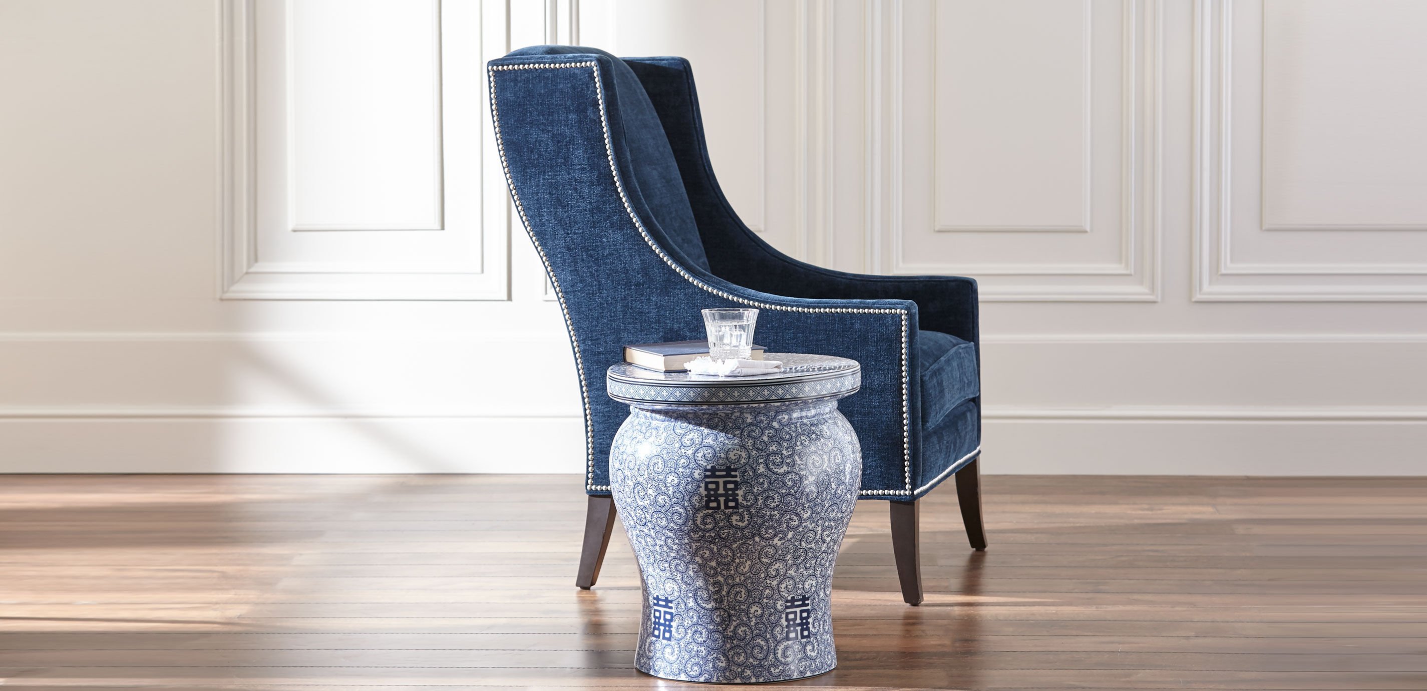 Blue and White Garden Stool_7