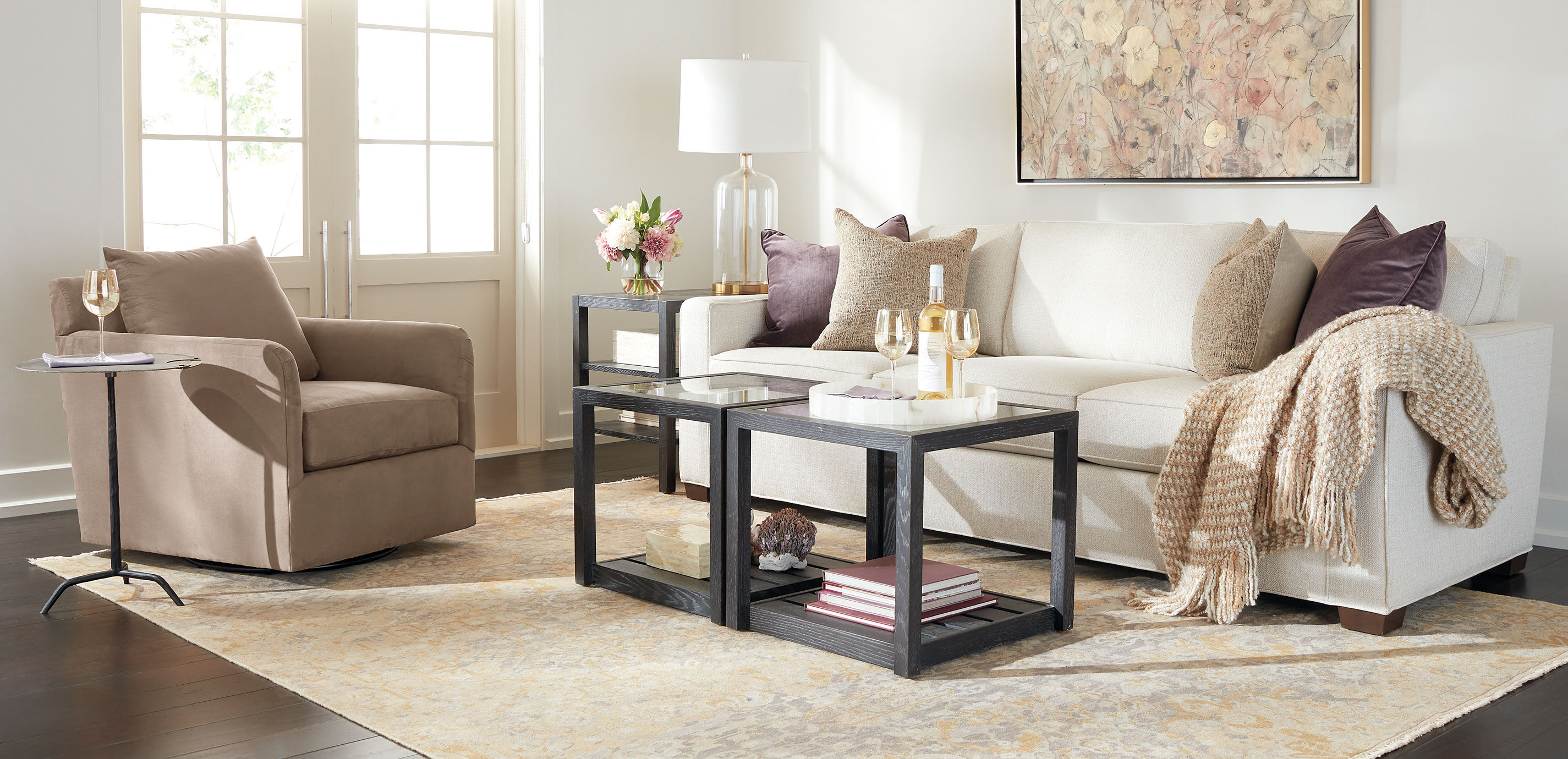 Lyons Wood and Glass Bunching Table_8