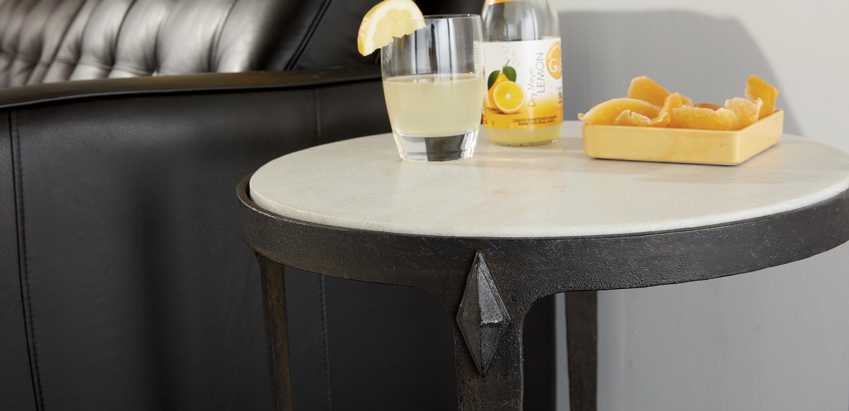 Jaca Marble Top Accent Table_2