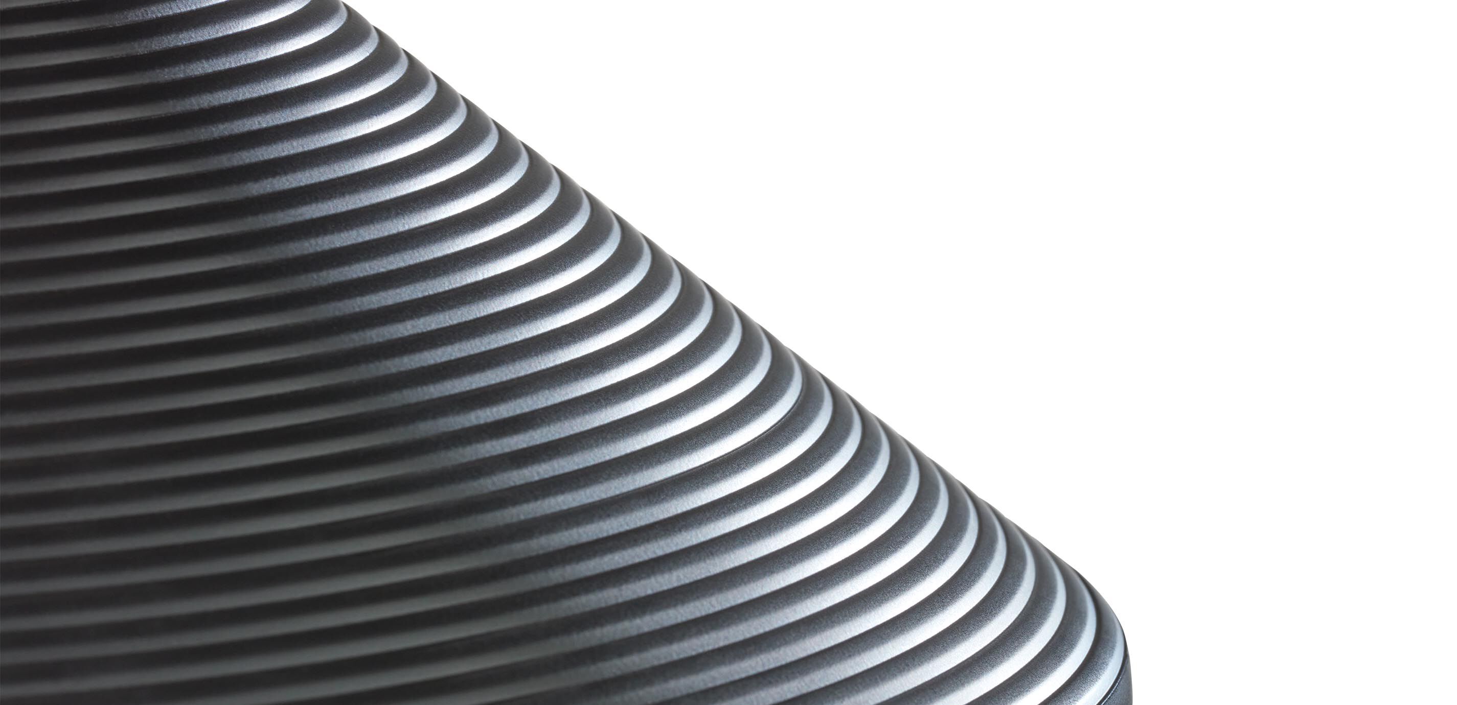 Dune Black-and-Brass Ribbed Pendant Light_3