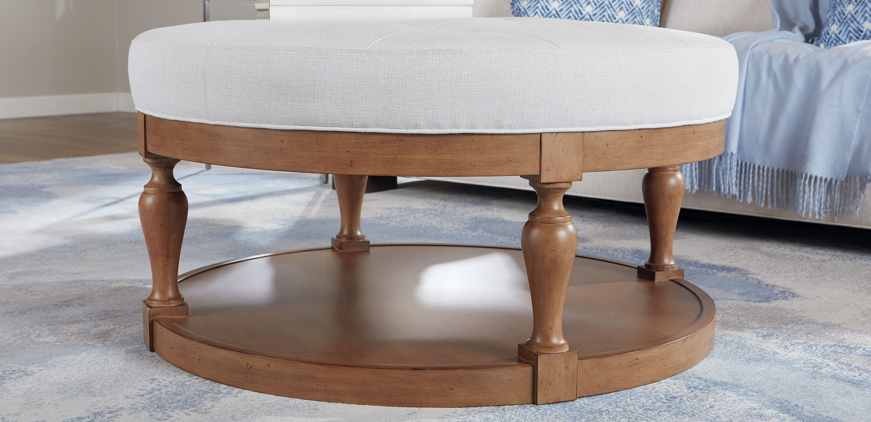 Donnelly 38" Round Cocktail Ottoman_8