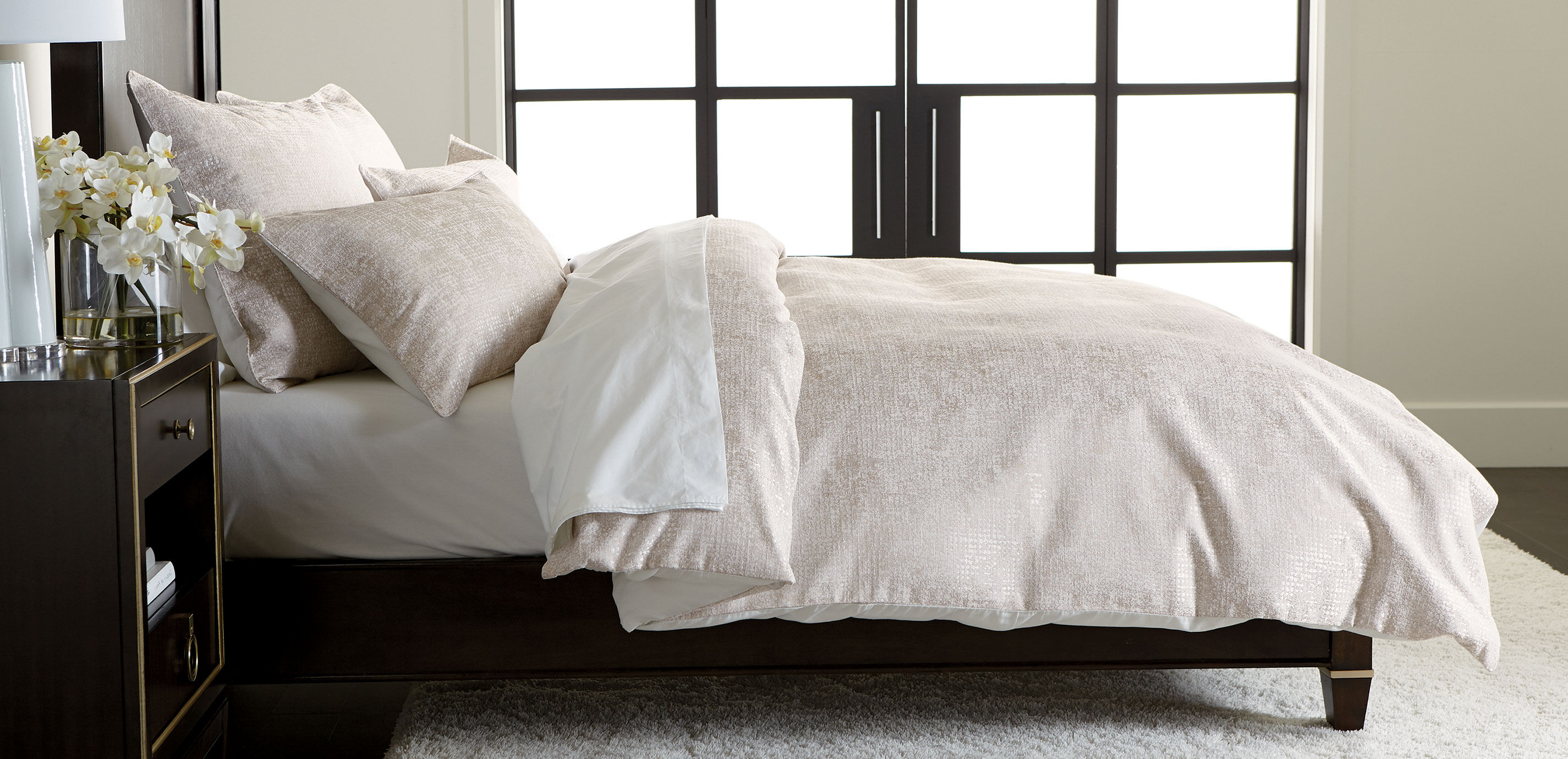 Mazara Duvet Cover and Shams_1