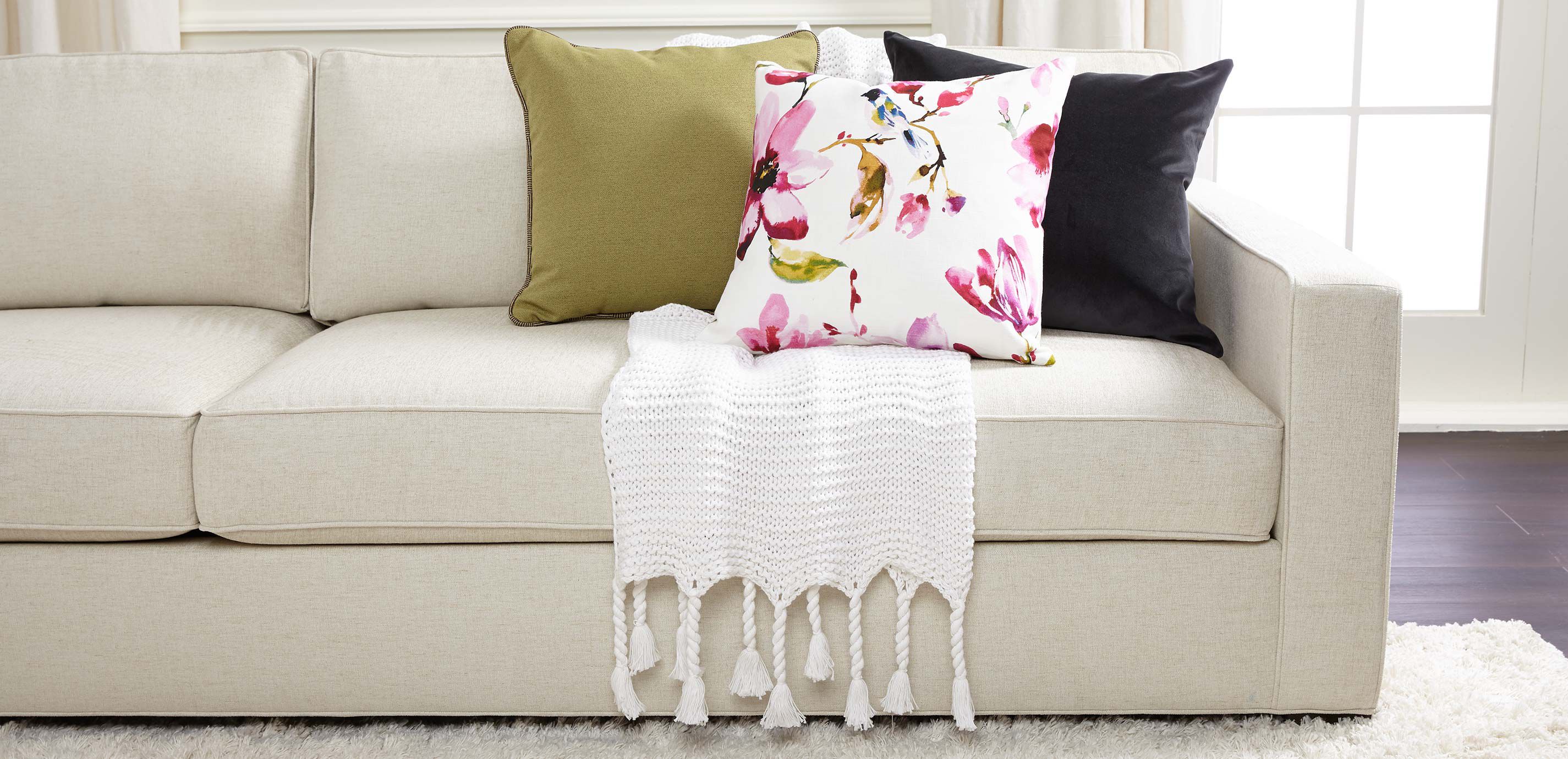 Velvet Square Pillow_1