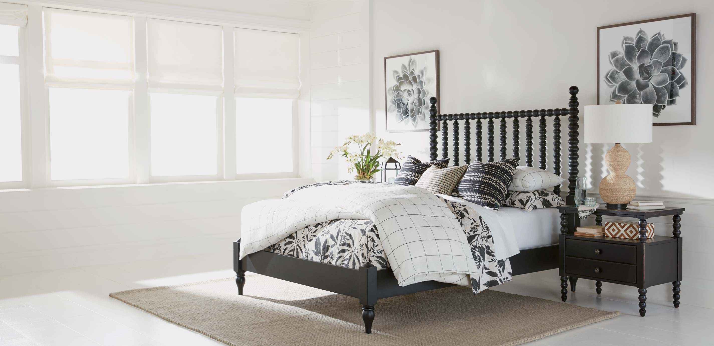 Antique Black (622) Finish Sample_3