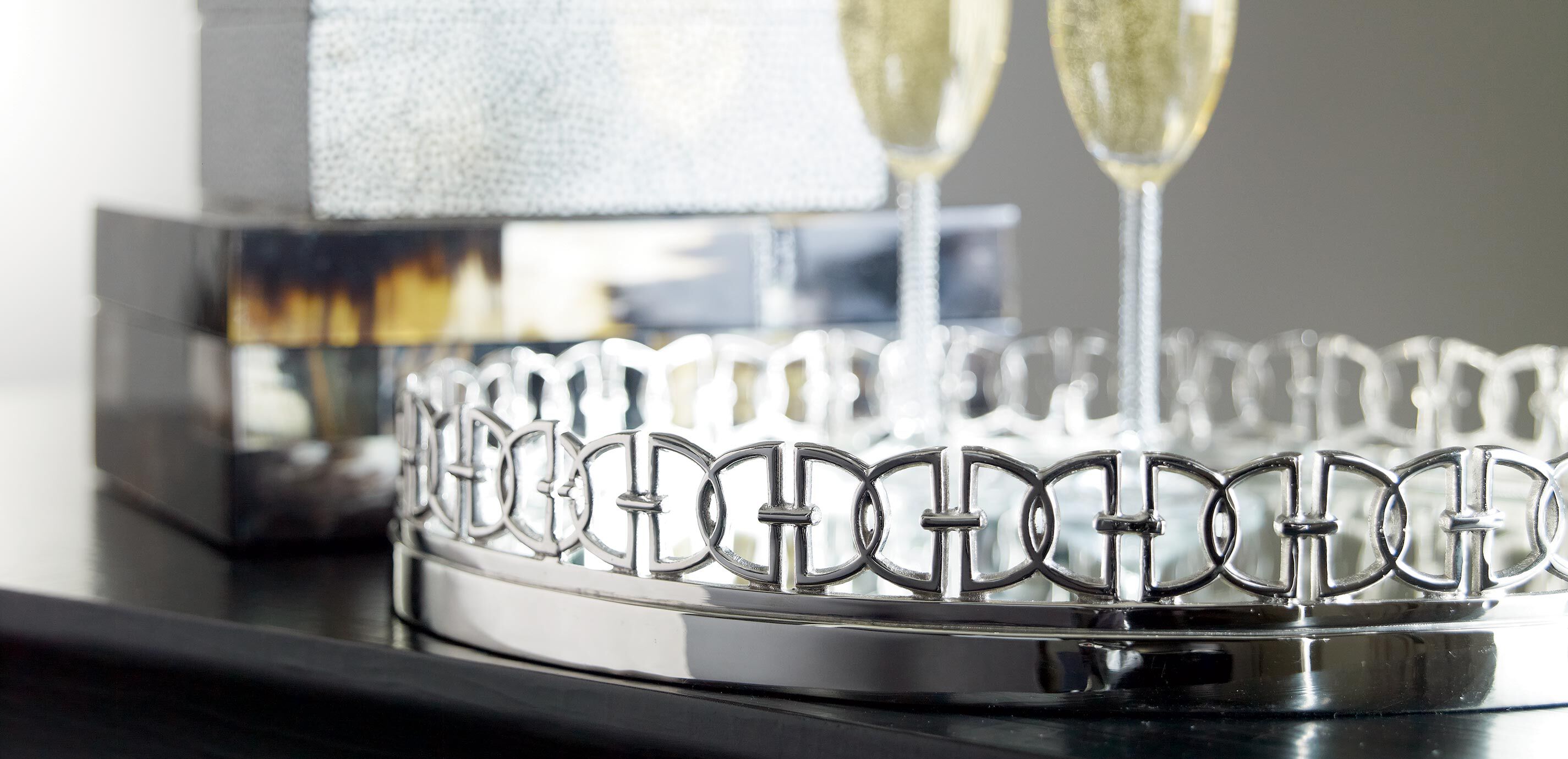 Gold Oval Link Tray_2