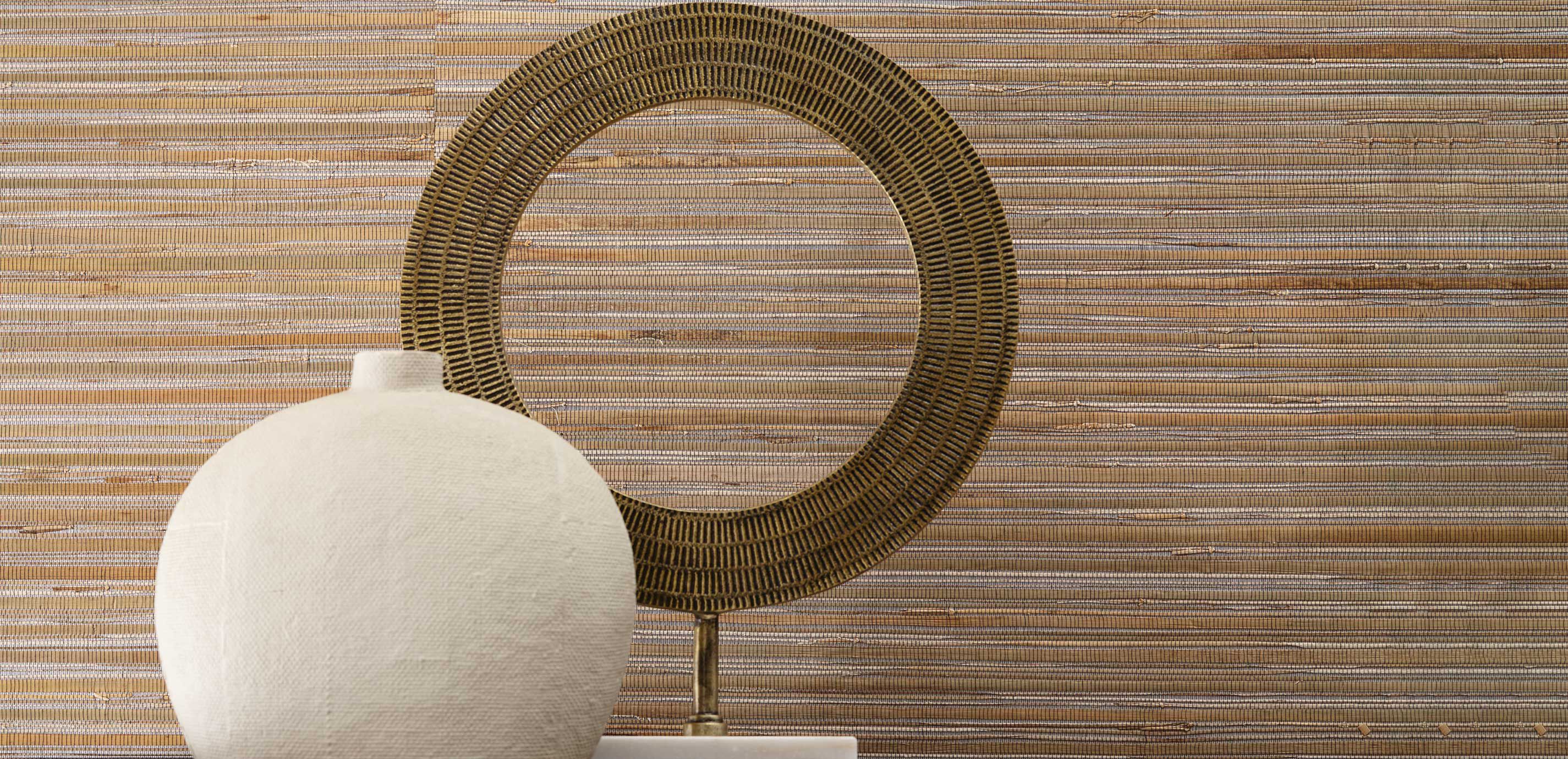 Devika Ring on Stand_6