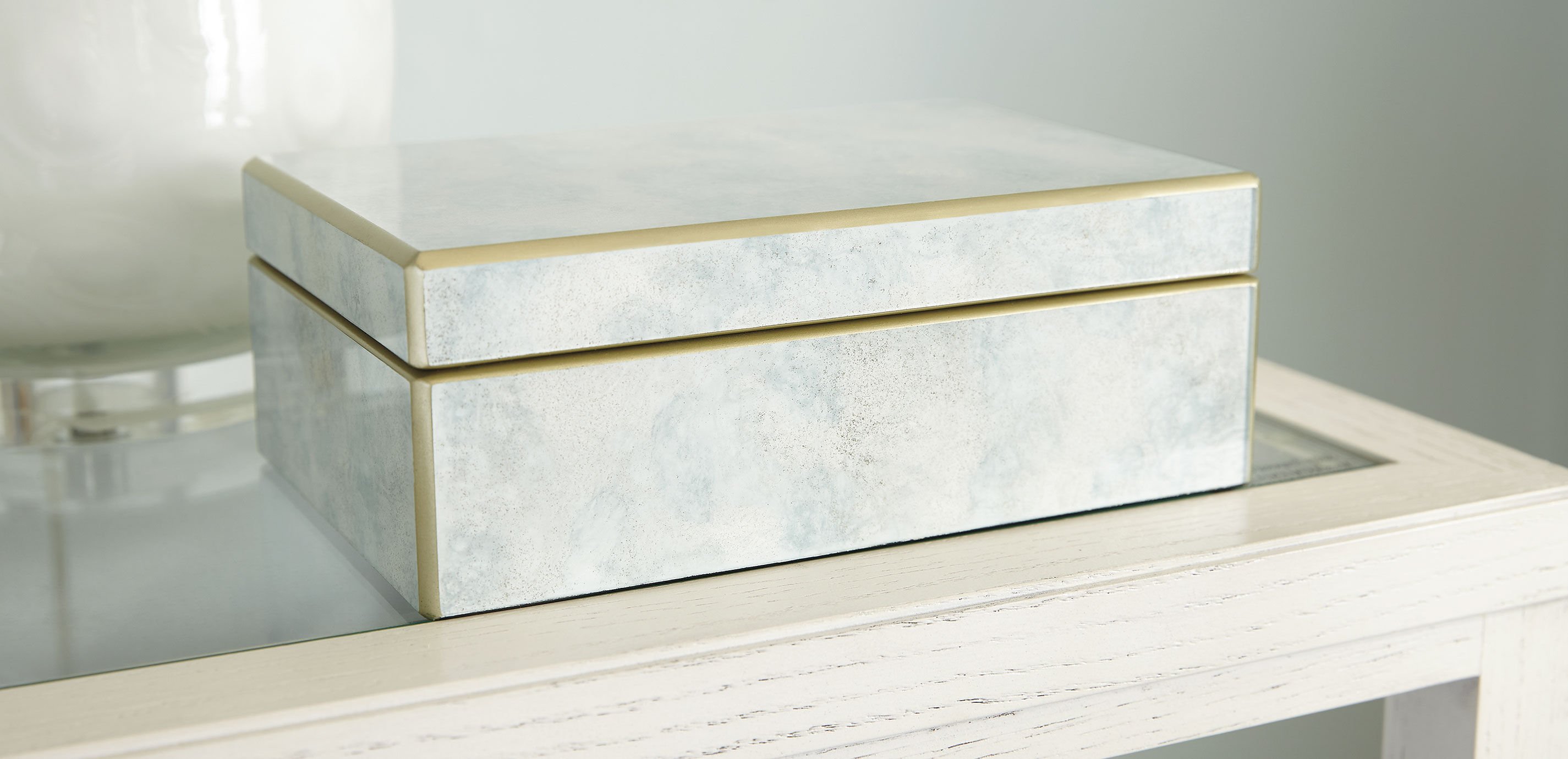 Zaria Large Reverse-Painted Blue Mirror Box_3