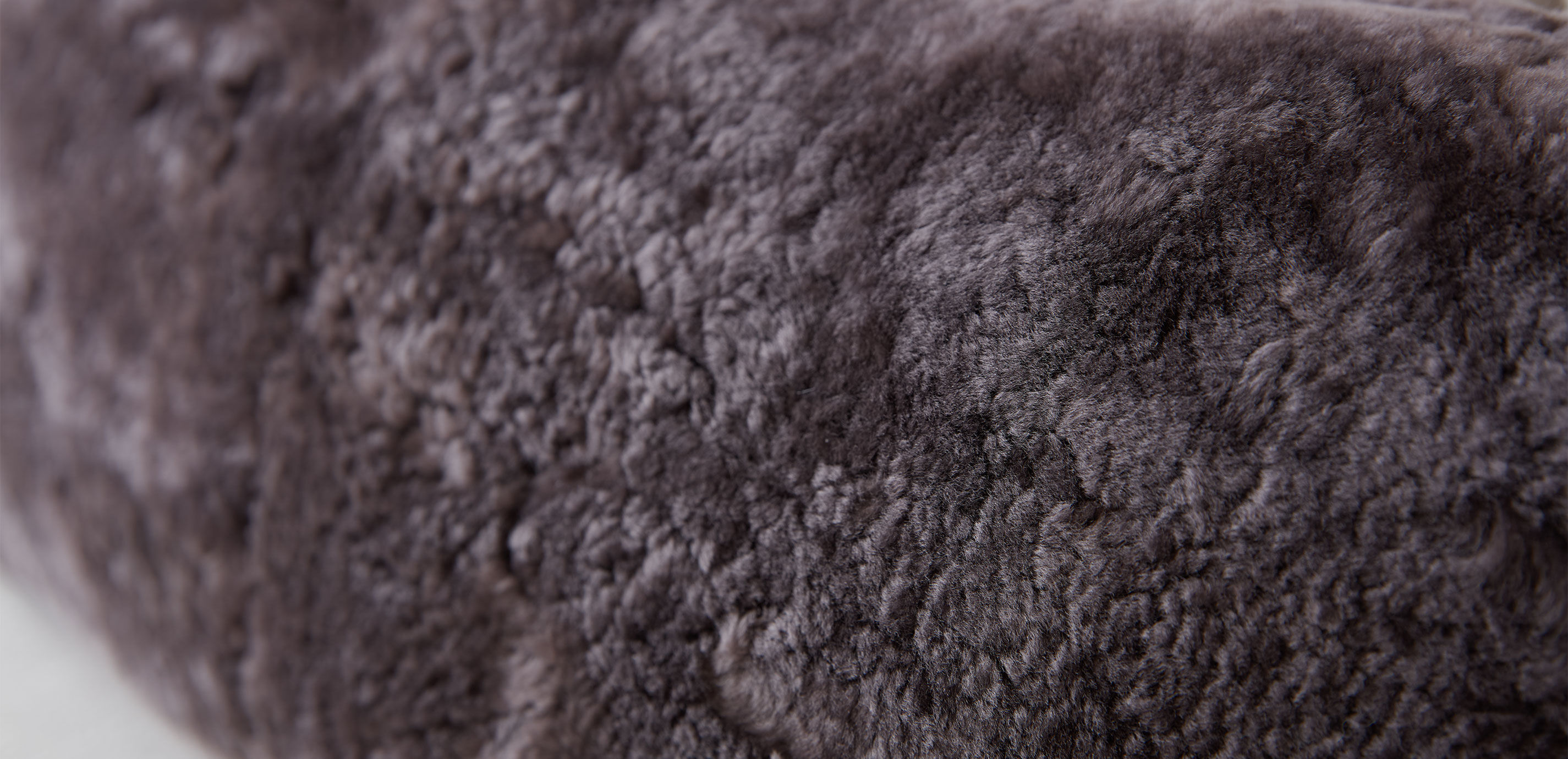 Sheared Sheepskin Lumbar Pillow_3