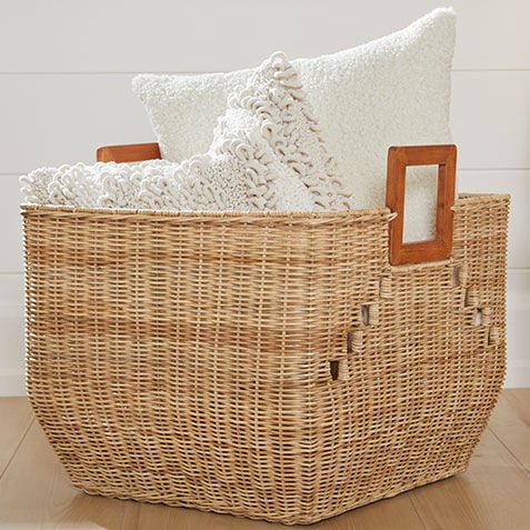 Square Wicker Basket with Wood Handle Product Tile Hover Image 432471   NAT