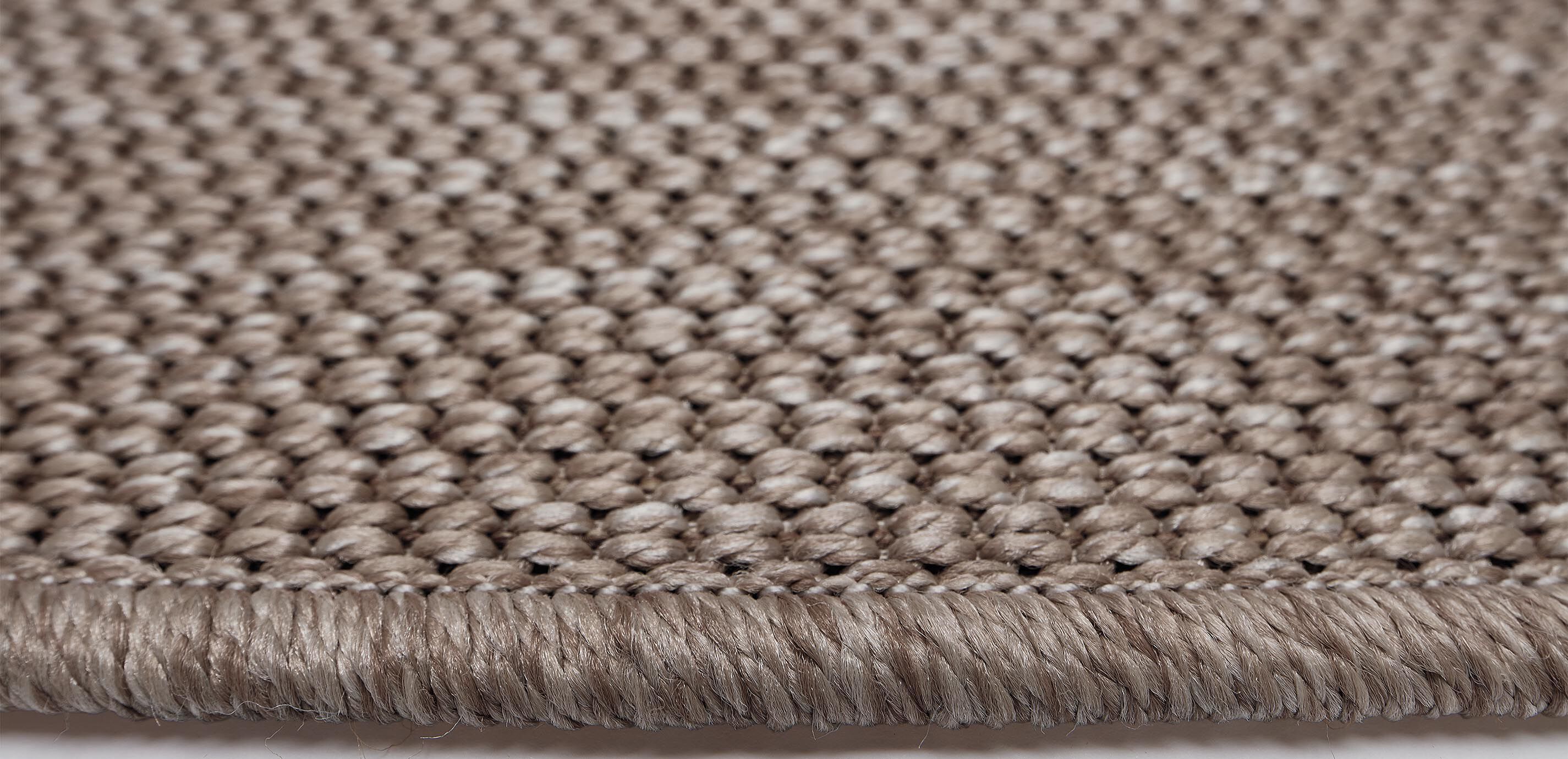 Park Ridge Indoor/Outdoor Rug: Serged Edge_3
