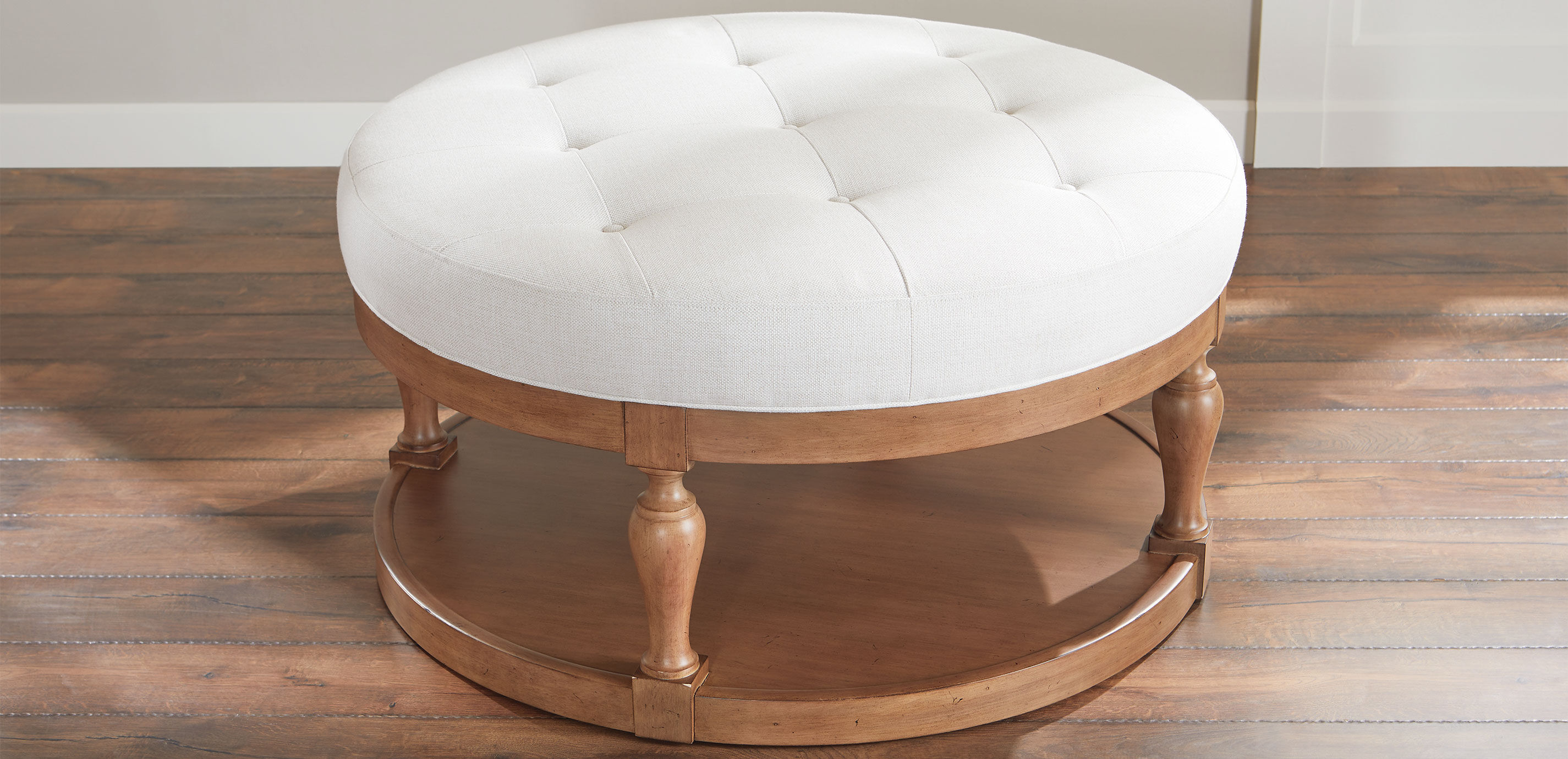 Donnelly 38" Round Cocktail Ottoman_4