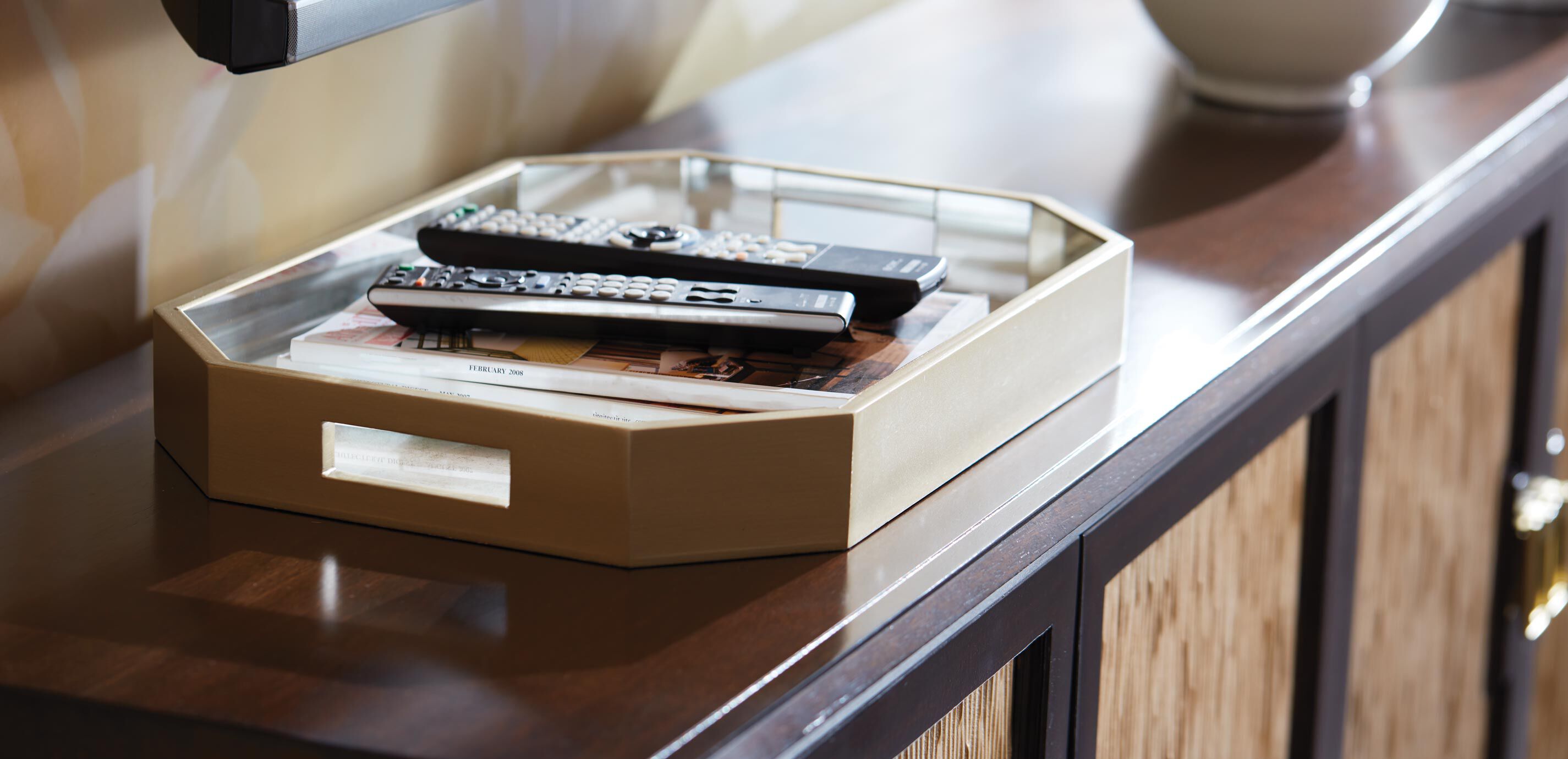 Zaria Reverse-Painted Mirror Tray_3