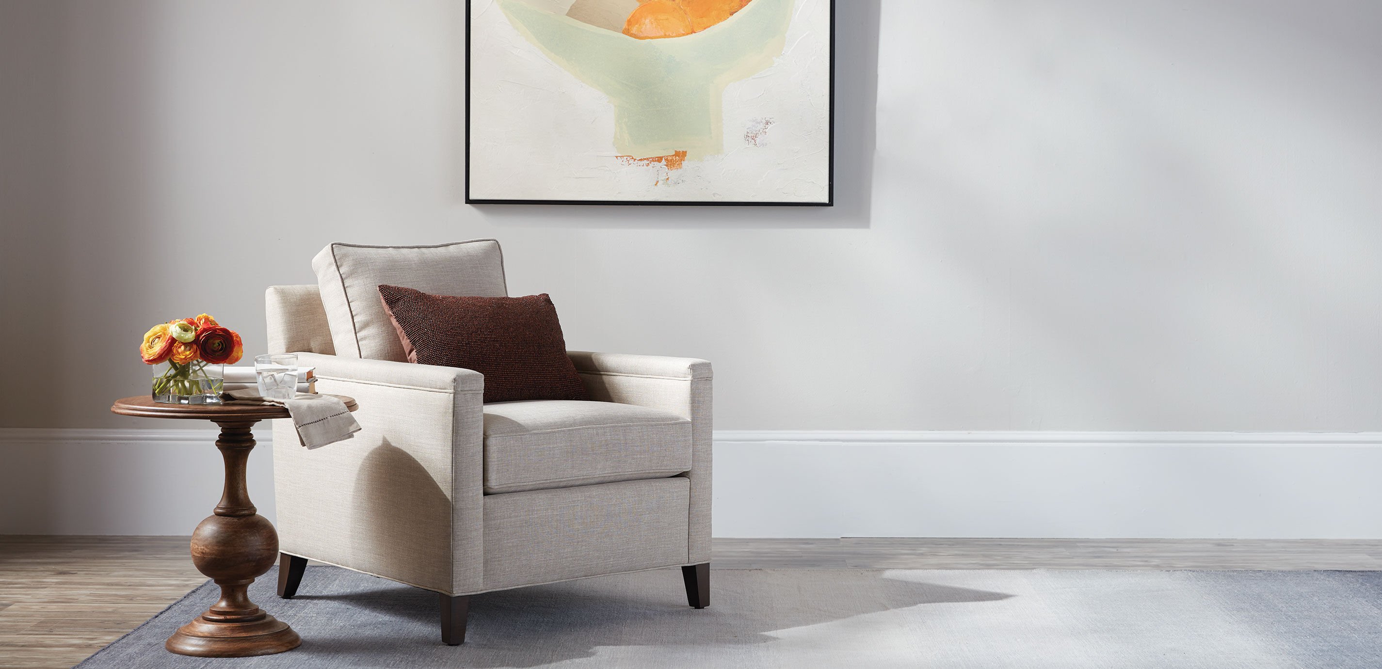 Turner Wood Pedestal Accent Table_5