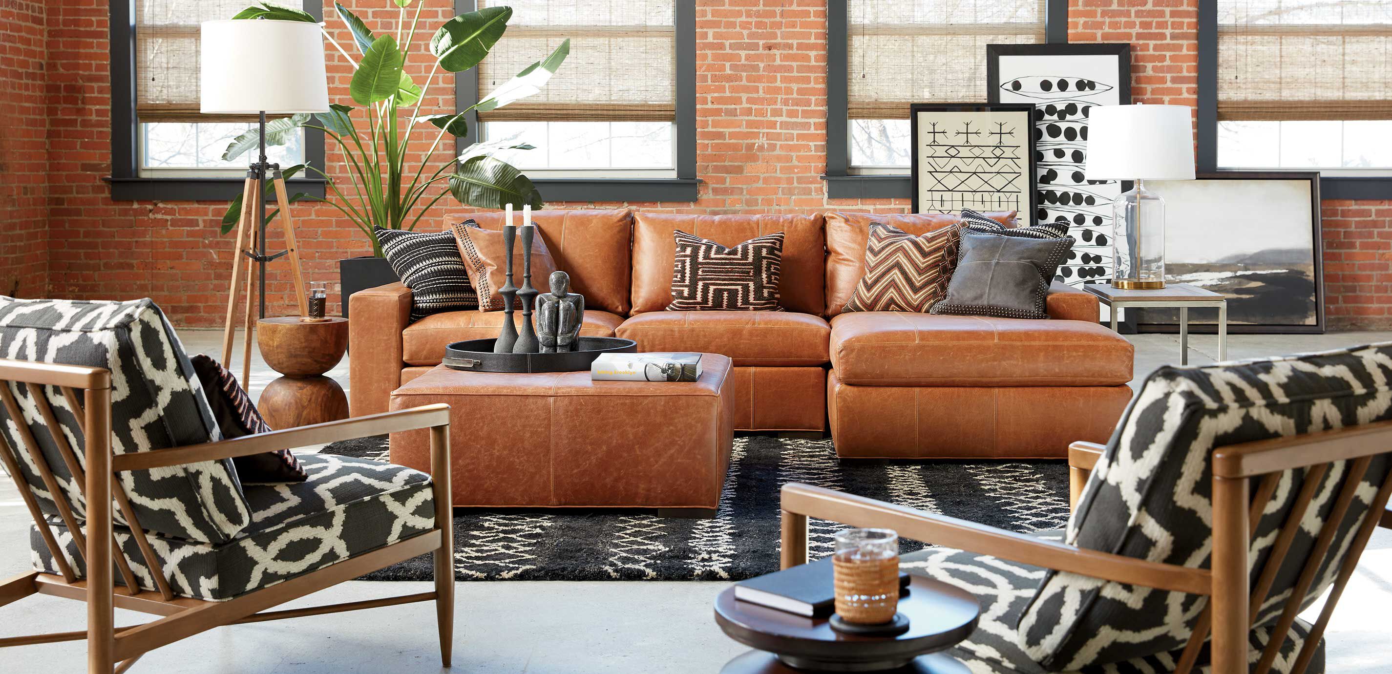 Traveler's Palm in Tapered Urn, 7.5ft_3